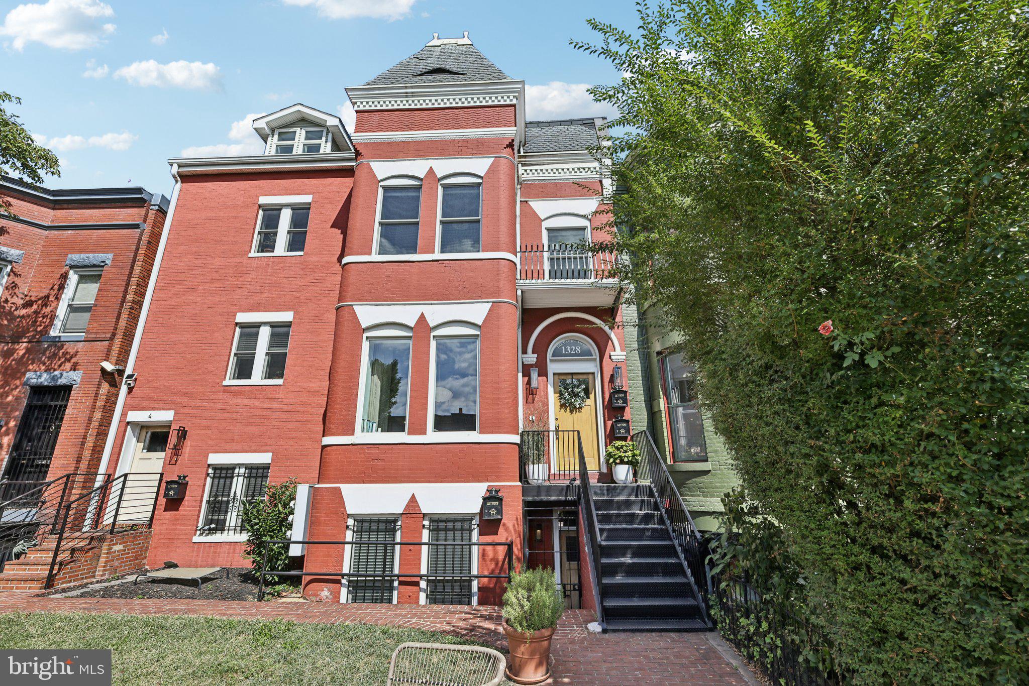 1328 MARYLAND AVENUE NE 2