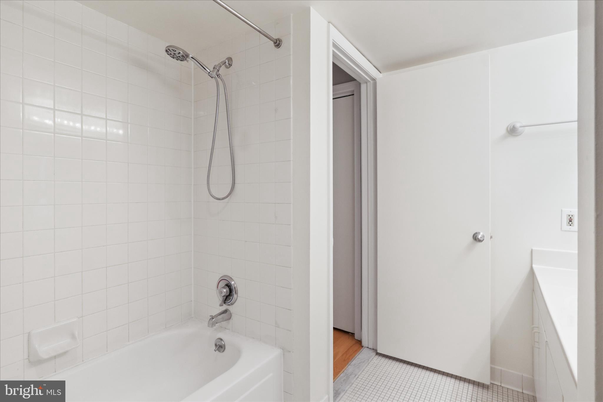 1230 23RD STREET NW 918