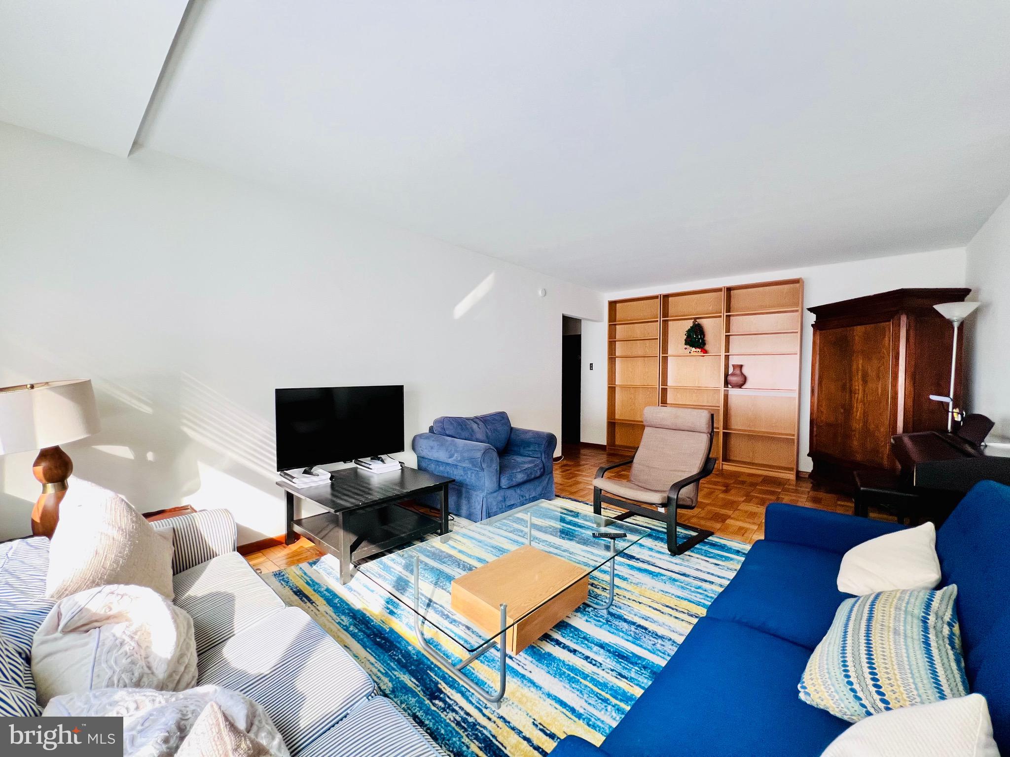 4200 CATHEDRAL AVENUE NW 114