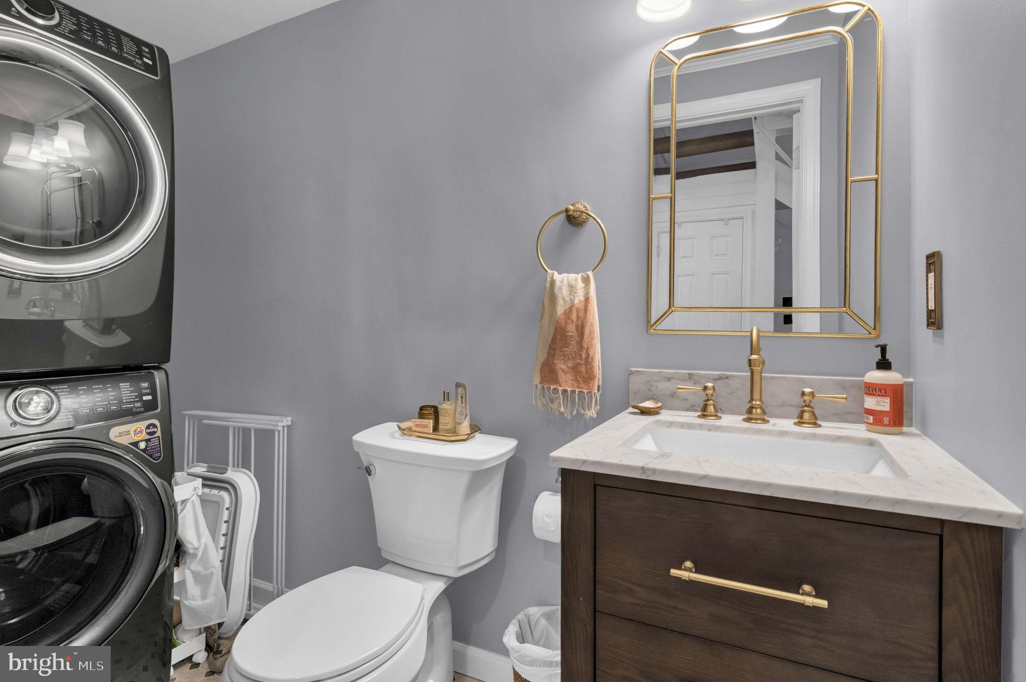 1526 GALES STREET NE