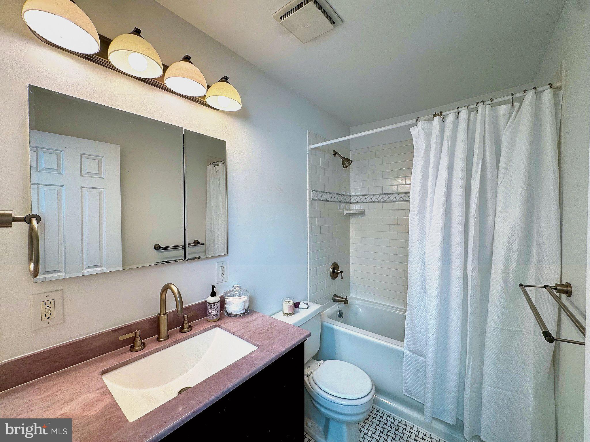 1664 EUCLID STREET NW B