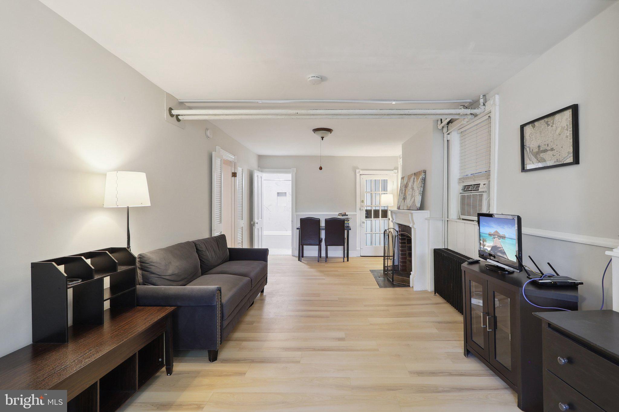 409 SOUTH CAROLINA AVENUE SE LOWER LEVEL