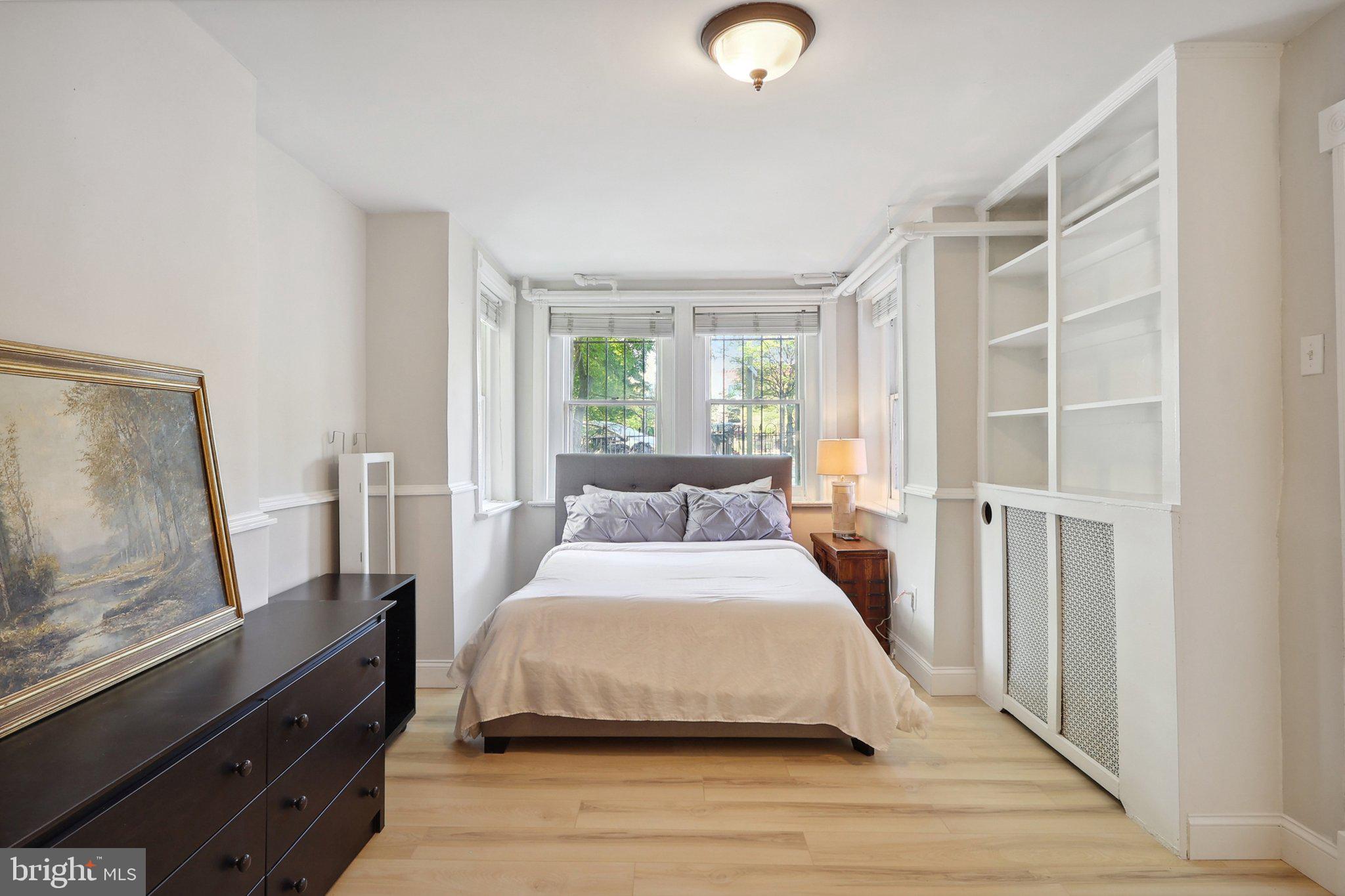 409 SOUTH CAROLINA AVENUE SE LOWER LEVEL