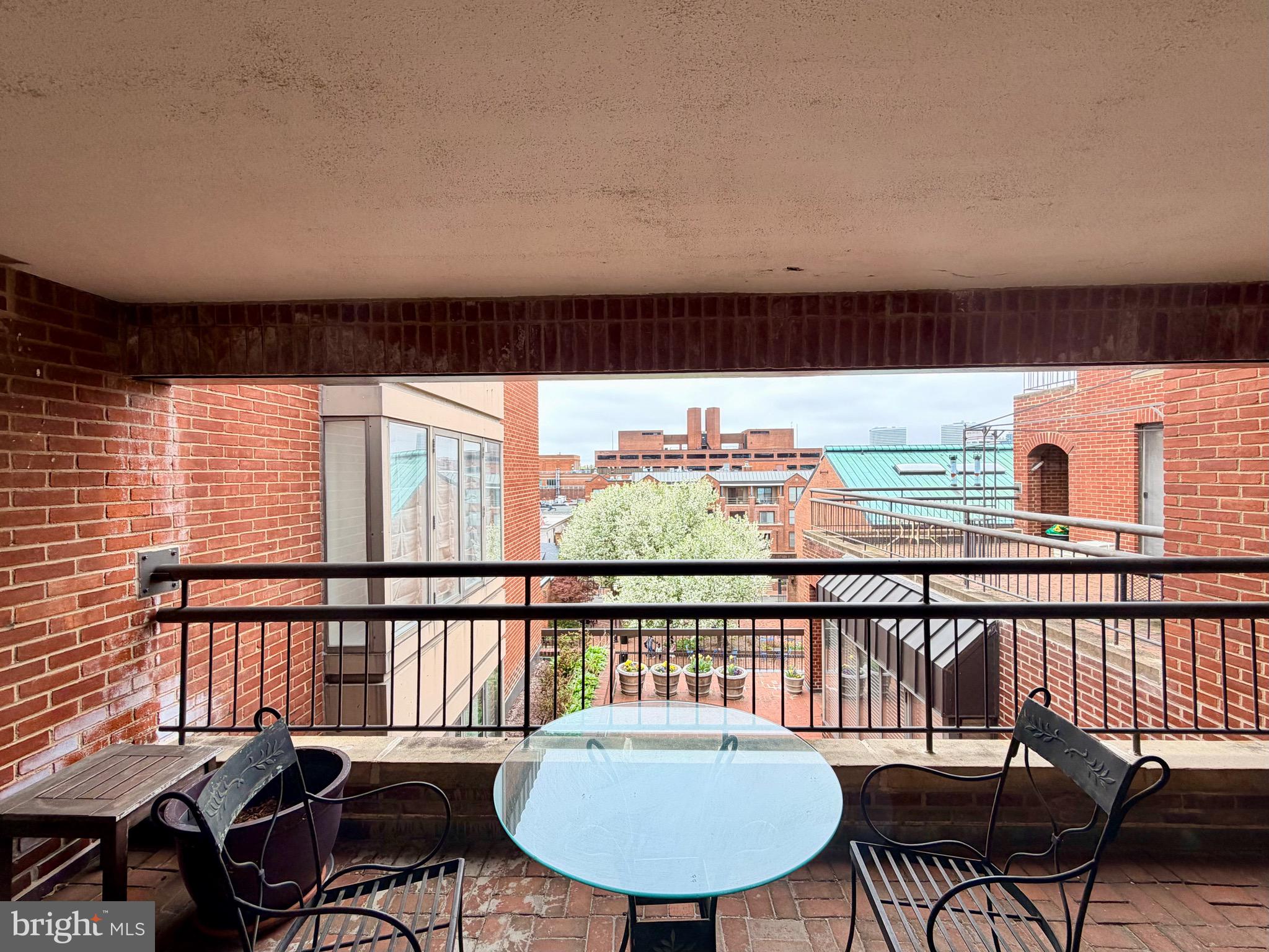 1080 WISCONSIN AVENUE NW 2004