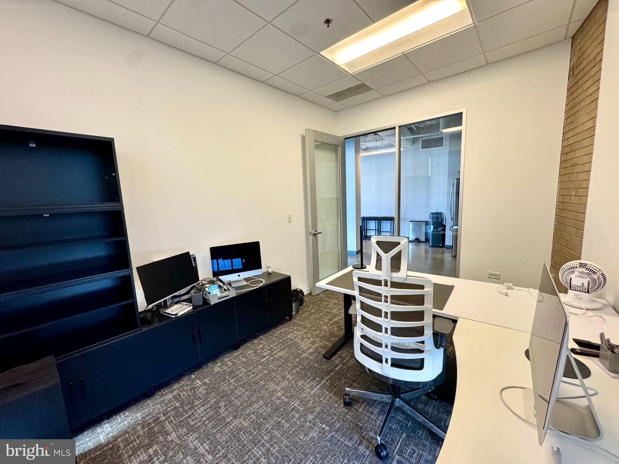 660 PENNSYLVANIA AVENUE SE 300