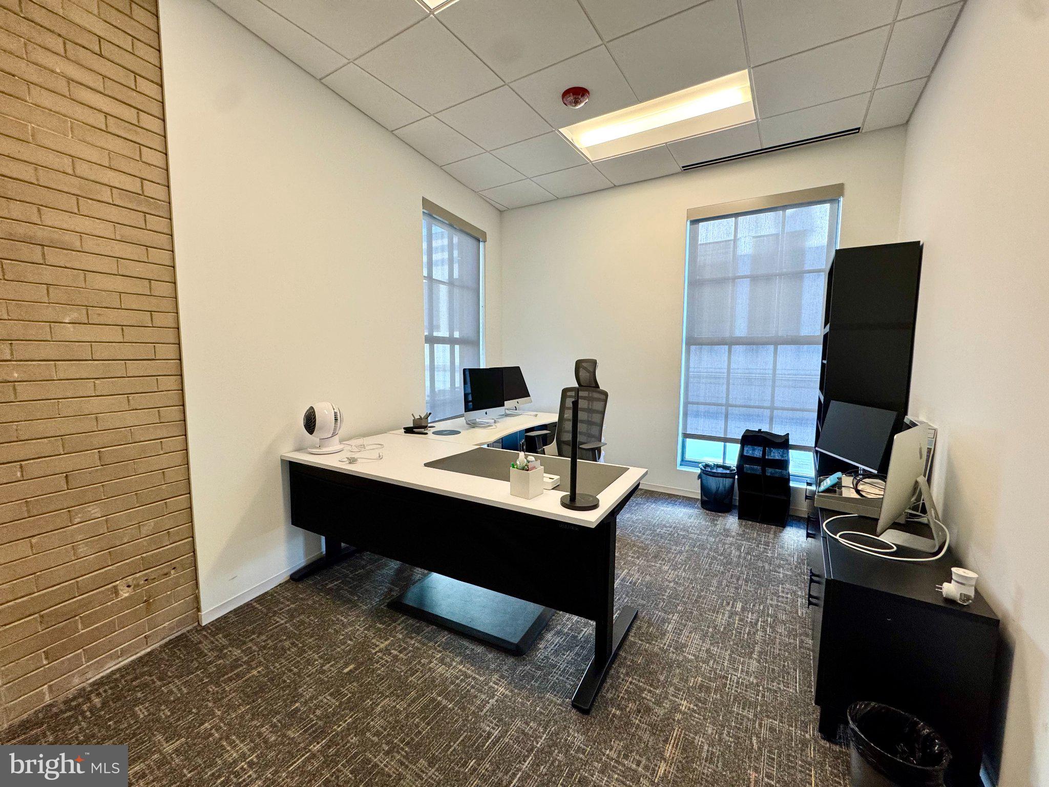 660 PENNSYLVANIA AVENUE SE 300