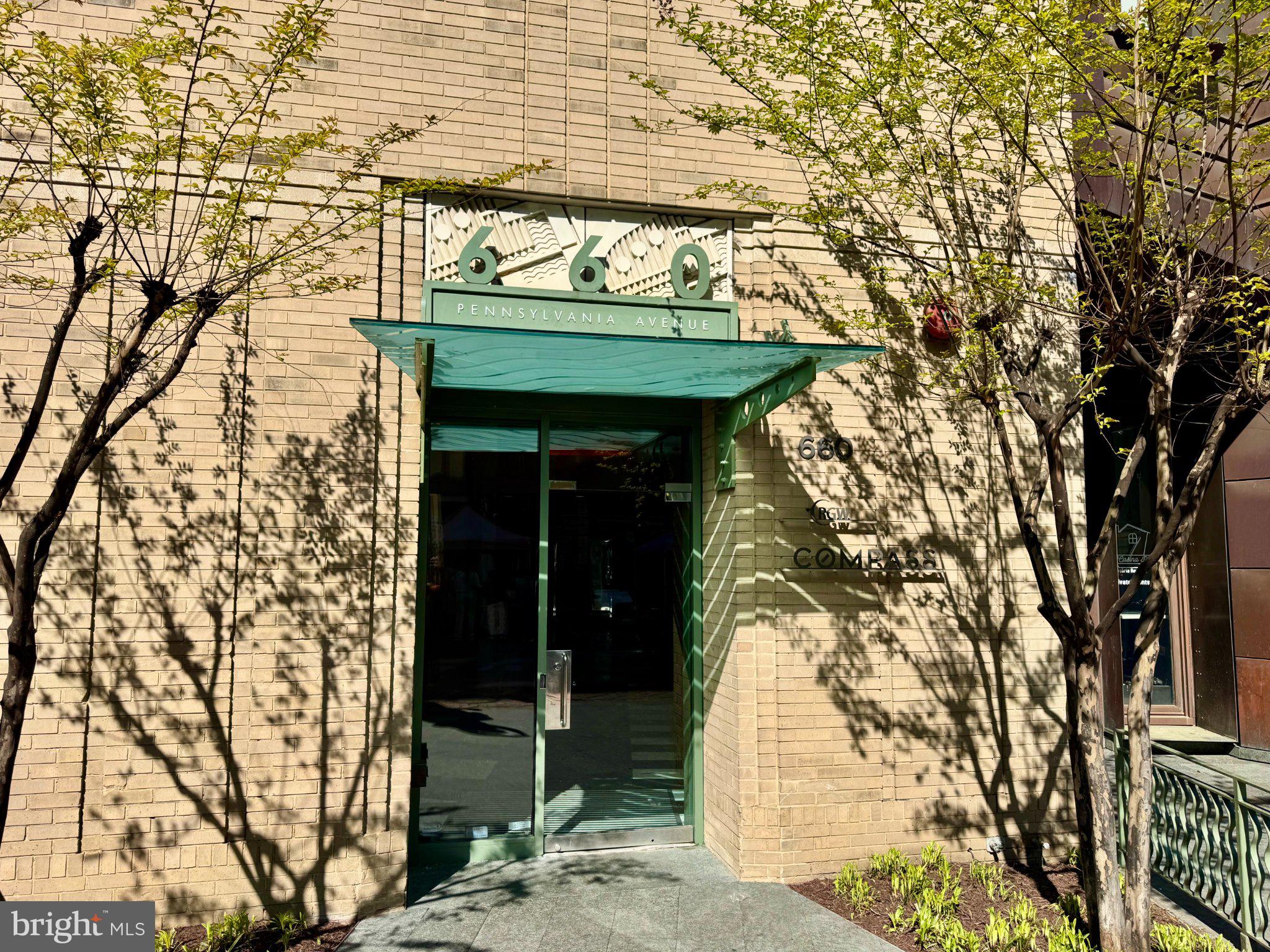 660 PENNSYLVANIA AVENUE SE 300