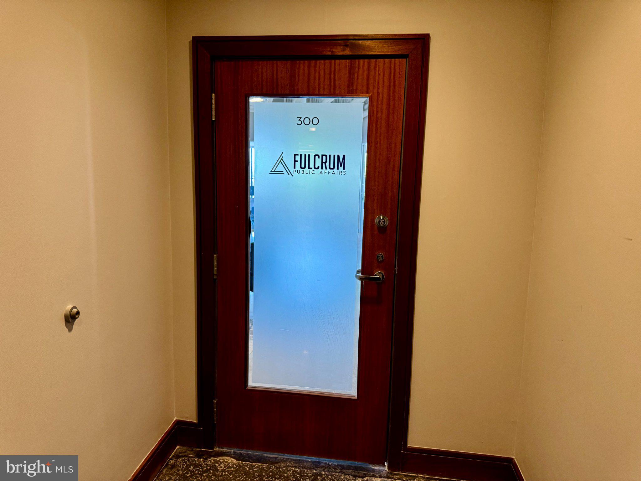 660 PENNSYLVANIA AVENUE SE 300