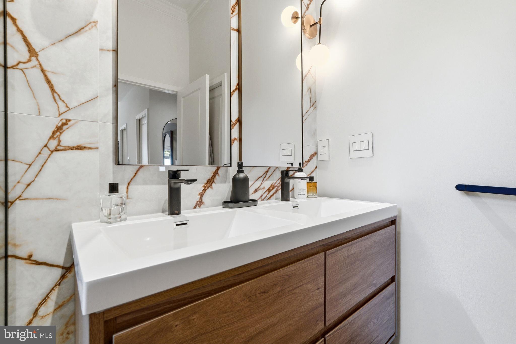 1328 MARYLAND AVENUE NE 2