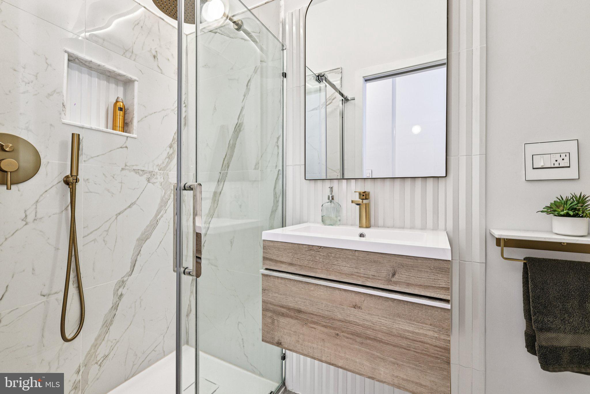 1328 MARYLAND AVENUE NE 2