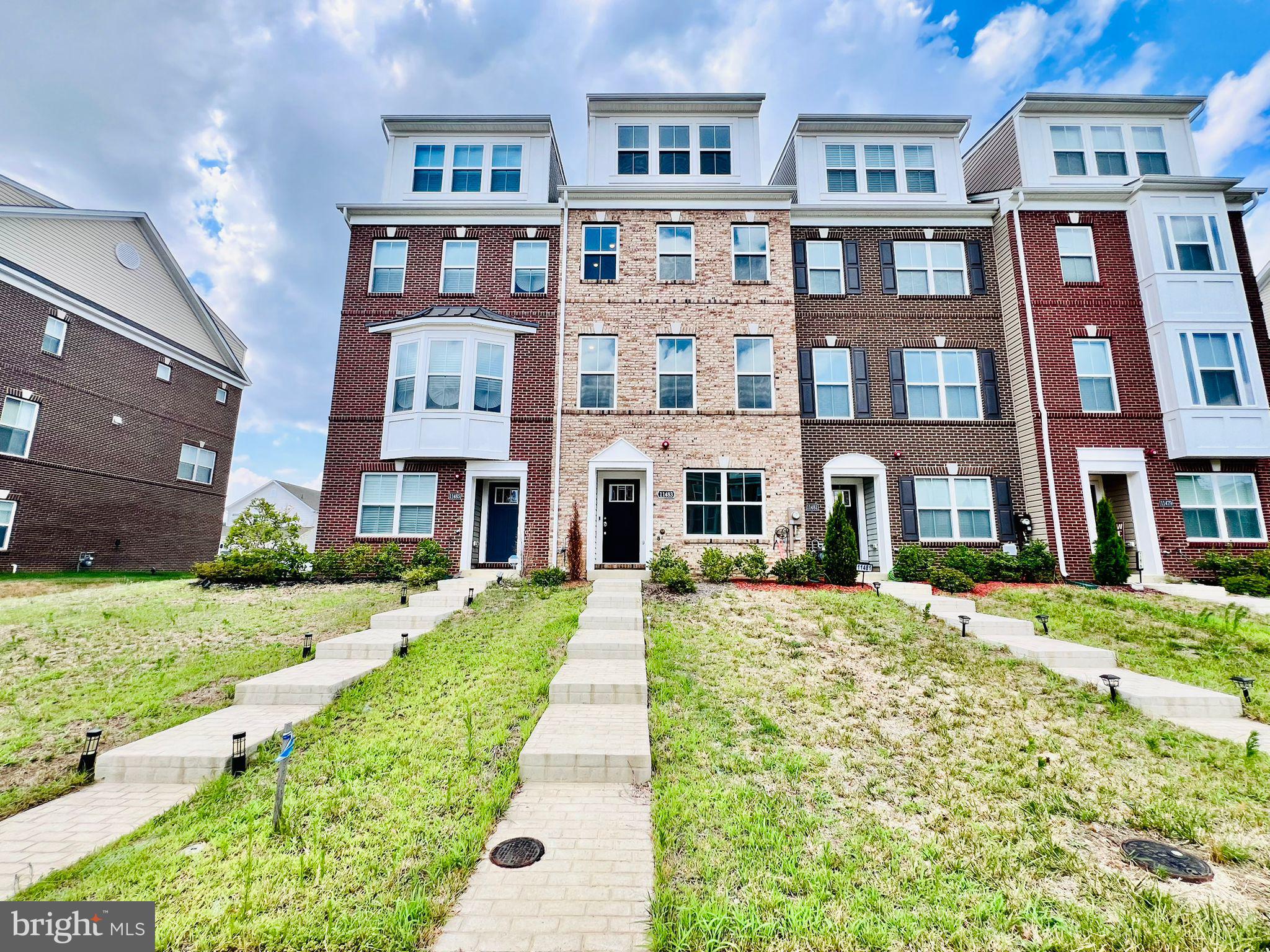 11483 MARY SHELLEY PL