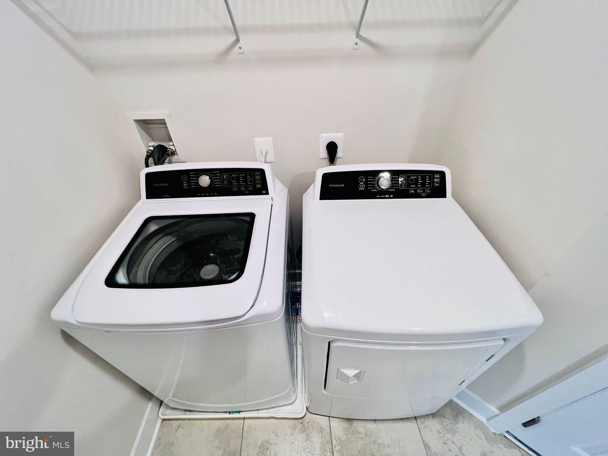 11483 MARY SHELLEY PL