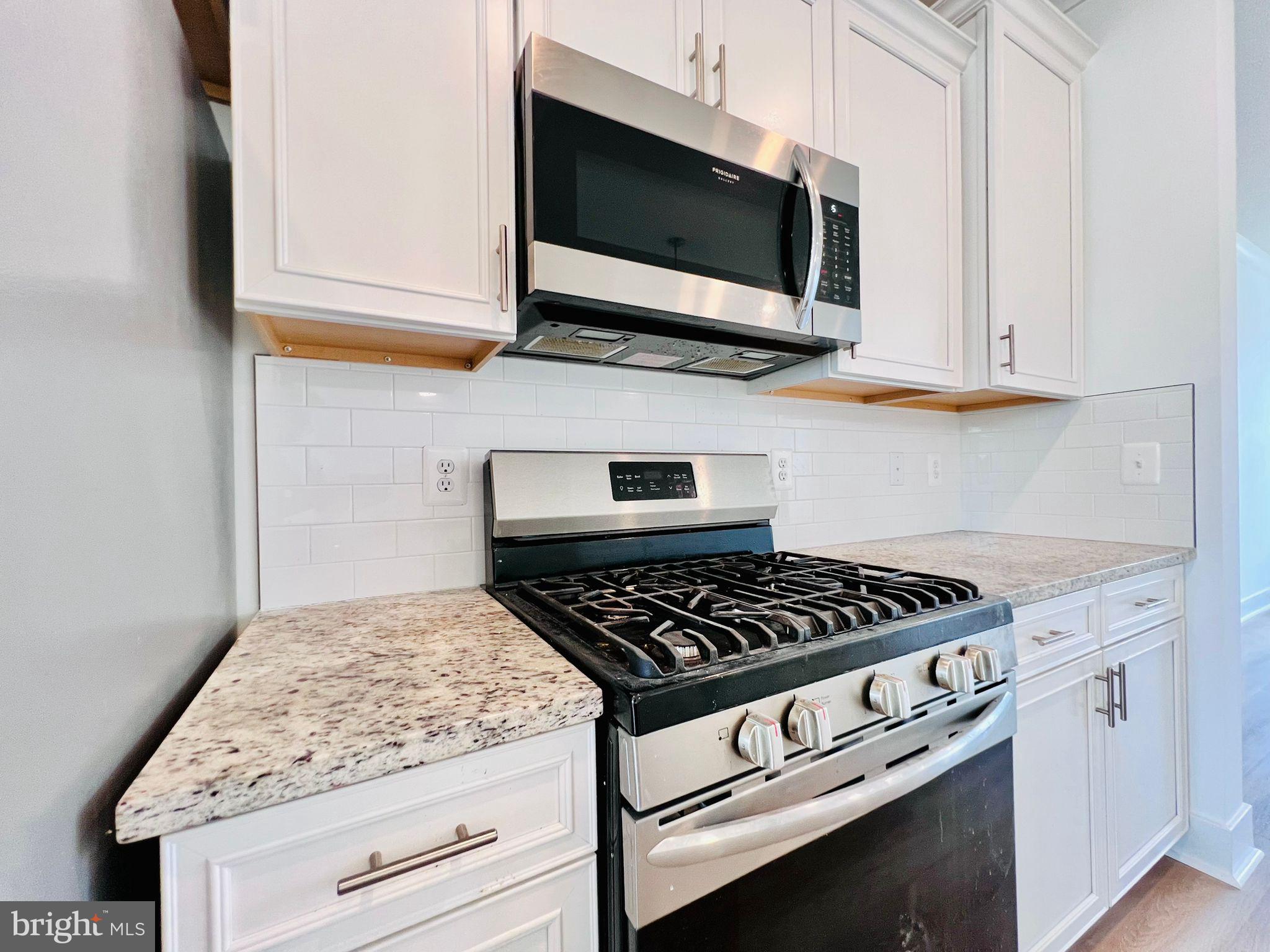 11483 MARY SHELLEY PL