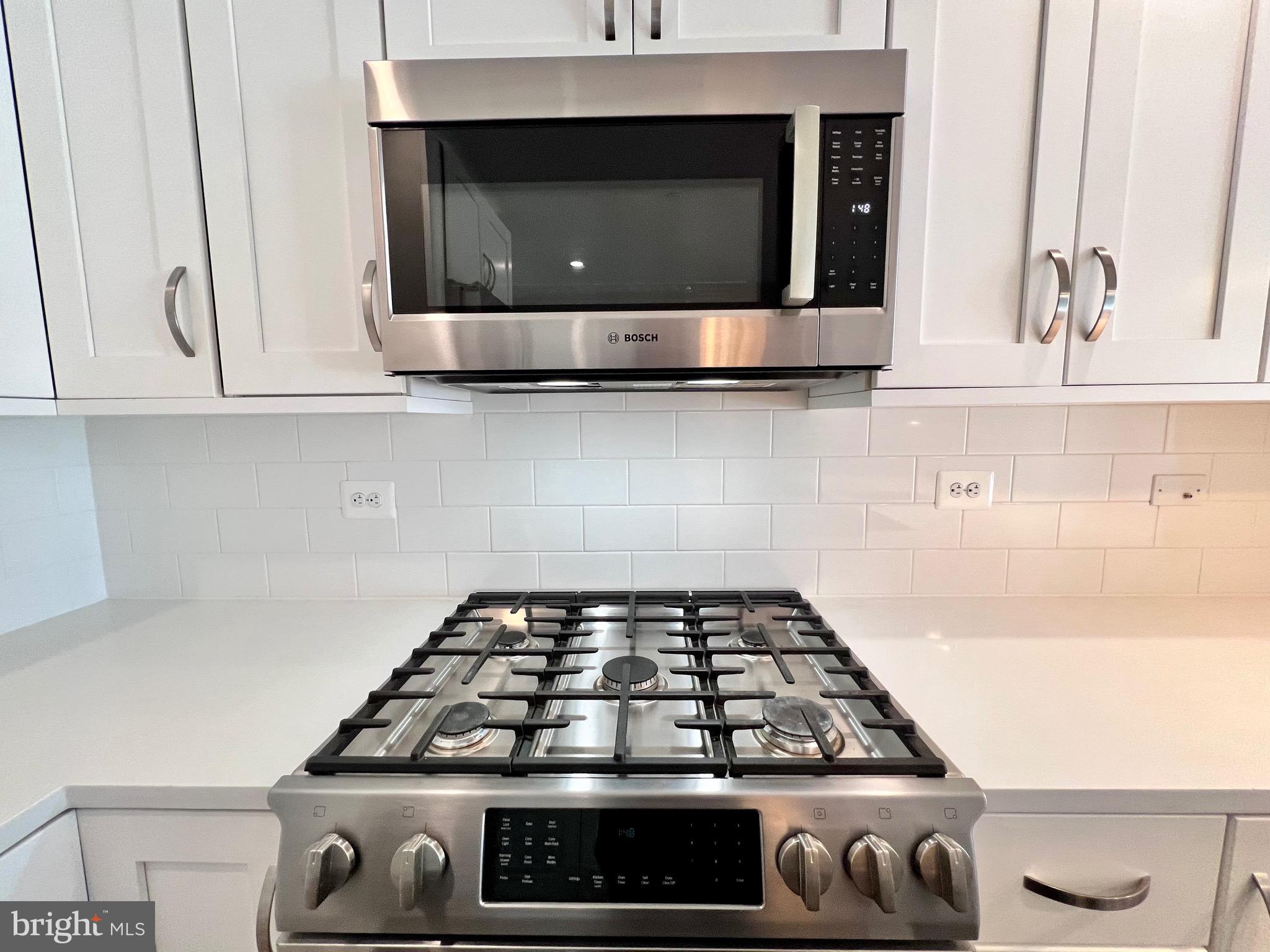 4915 Hampden Ln #307