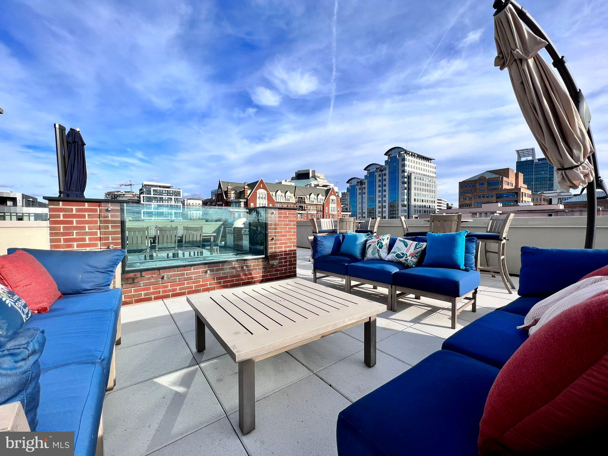 4915 Hampden Ln #307