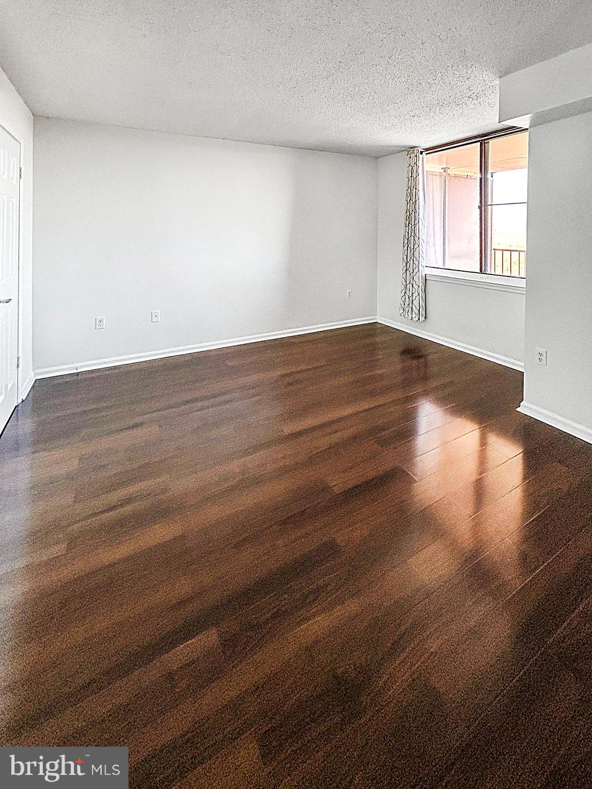 10101 GROSVENOR PL #2008