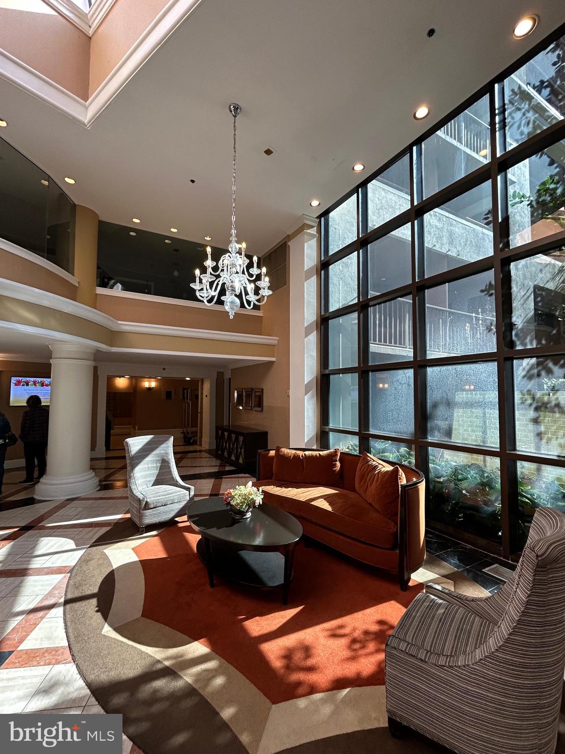 10101 GROSVENOR PL #2008