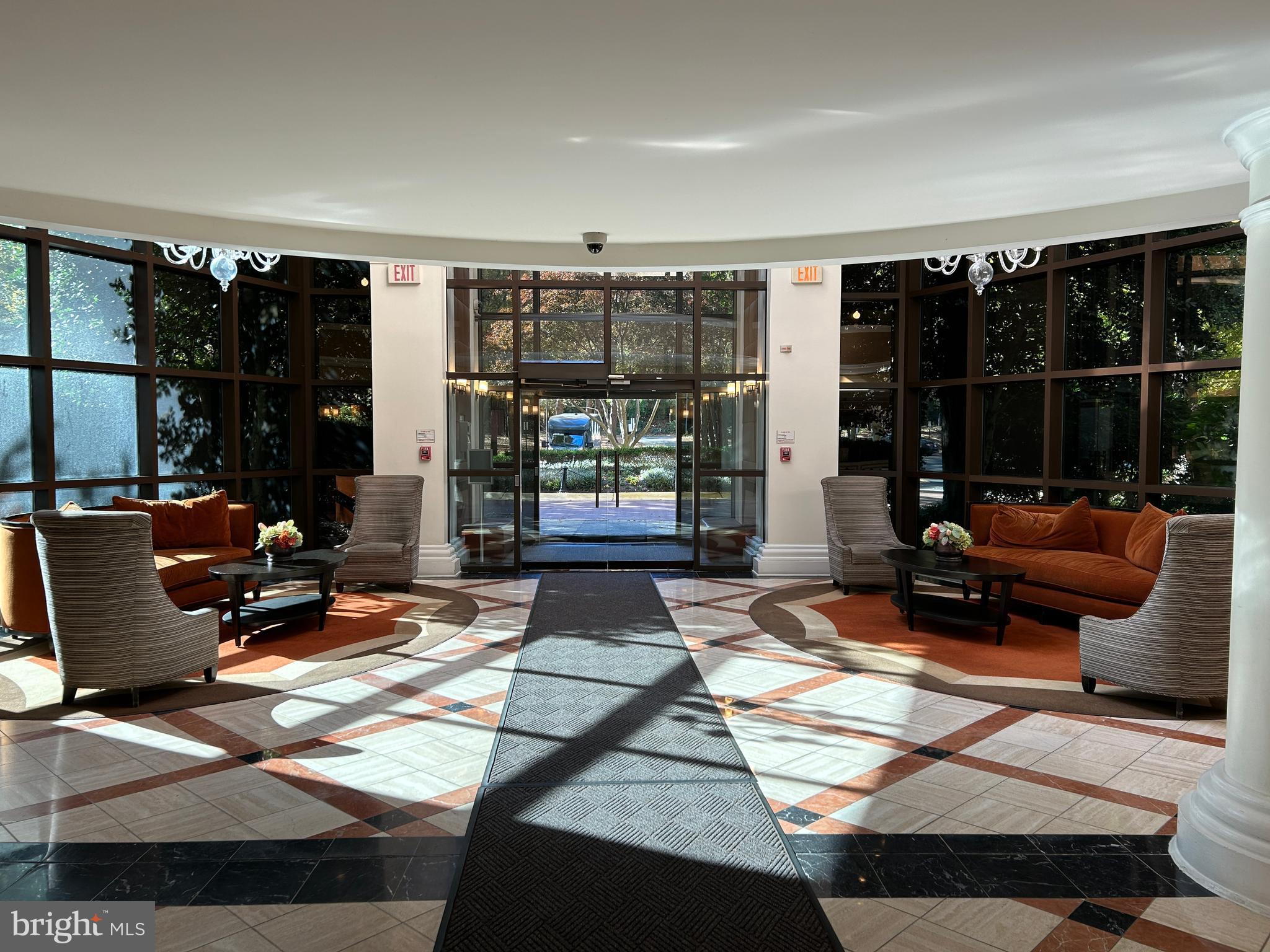 10101 GROSVENOR PL #2008