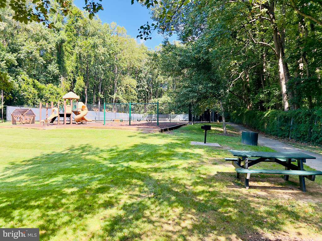12311 BRAXFIELD COURT 425