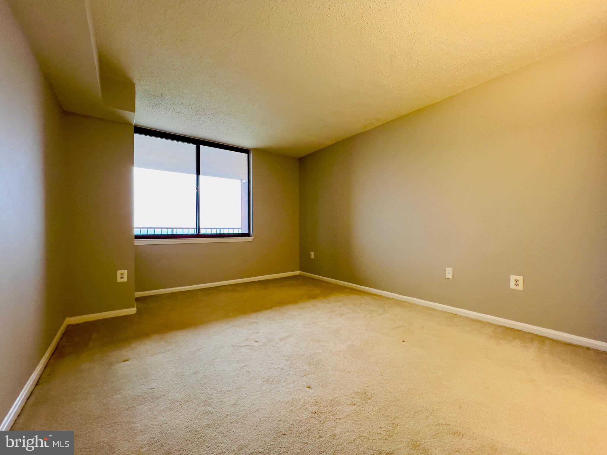 10101 GROSVENOR PLACE 2015