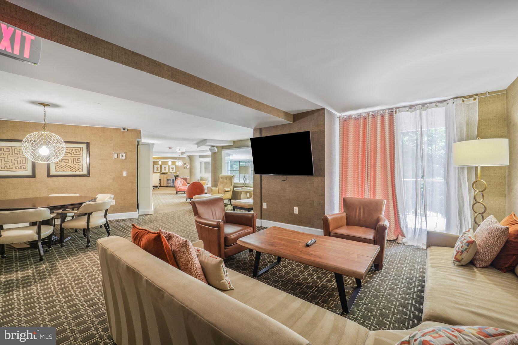 10101 GROSVENOR PLACE 2015