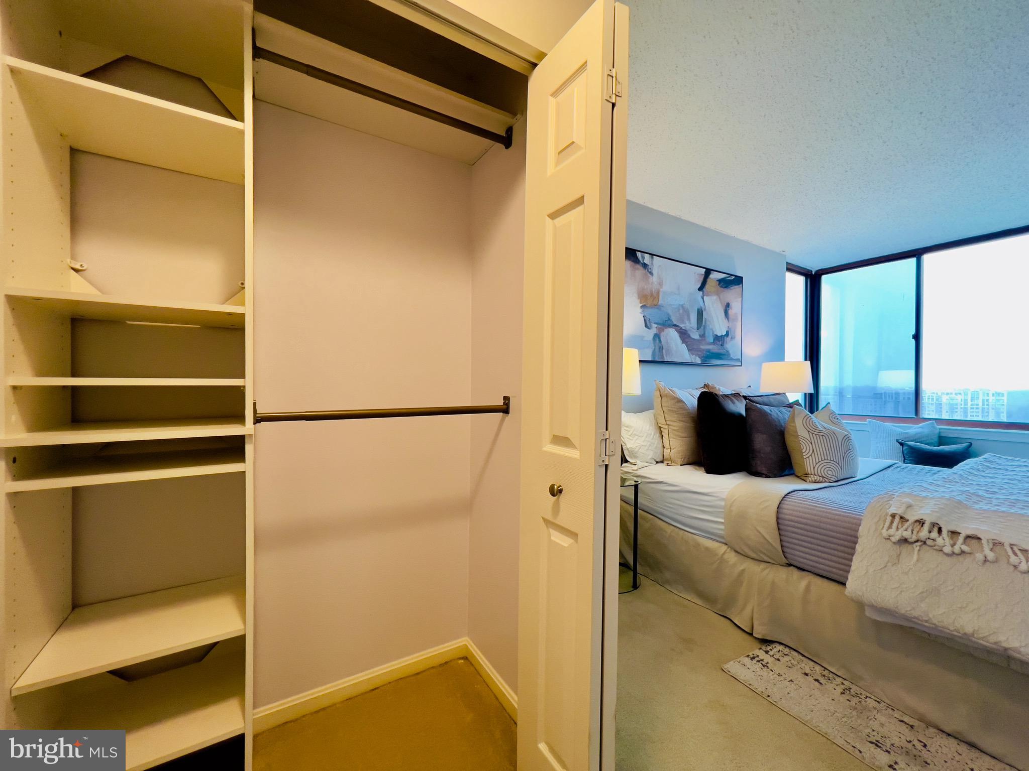 10101 GROSVENOR PLACE 2015