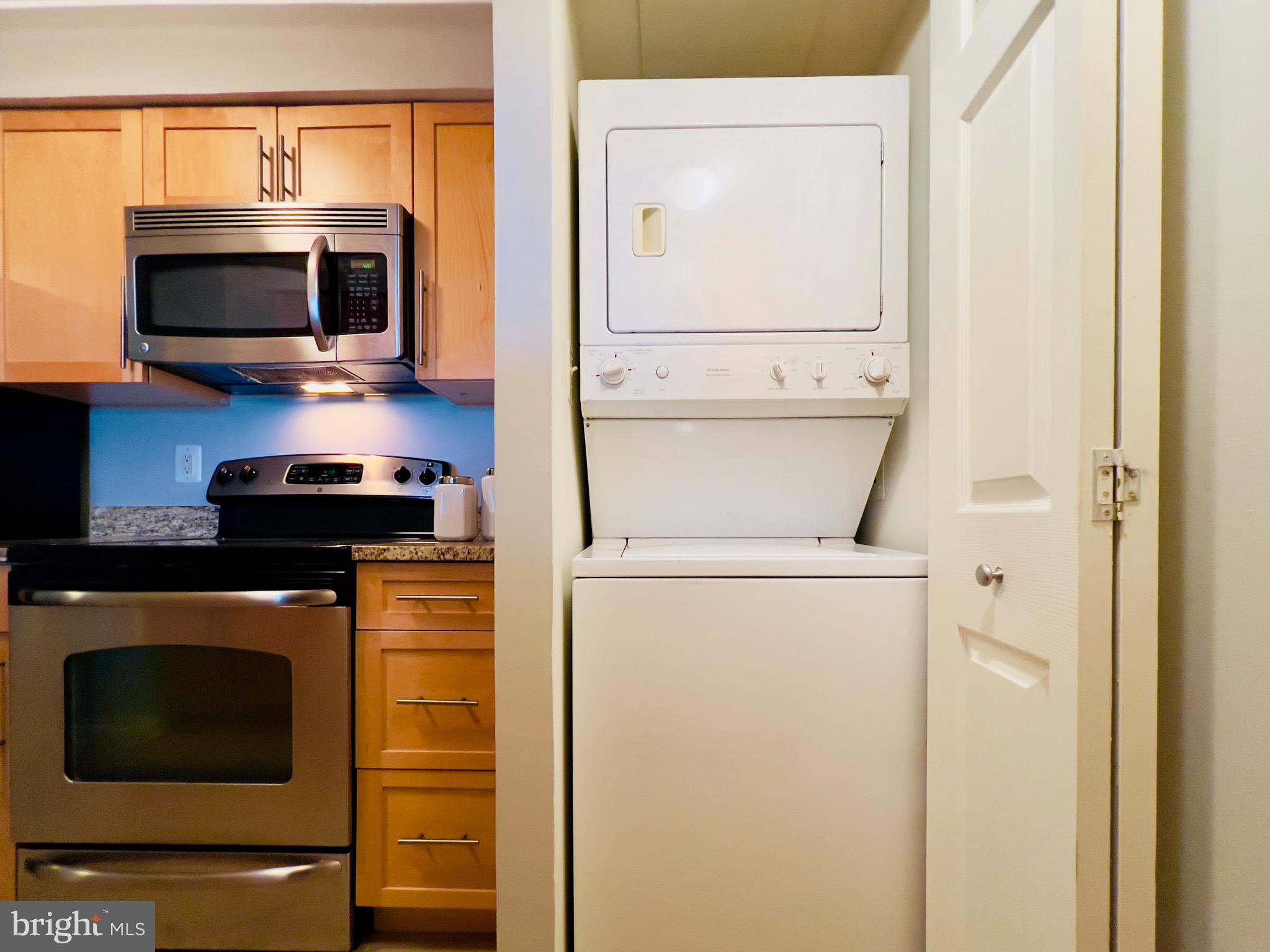10101 GROSVENOR PLACE 2015