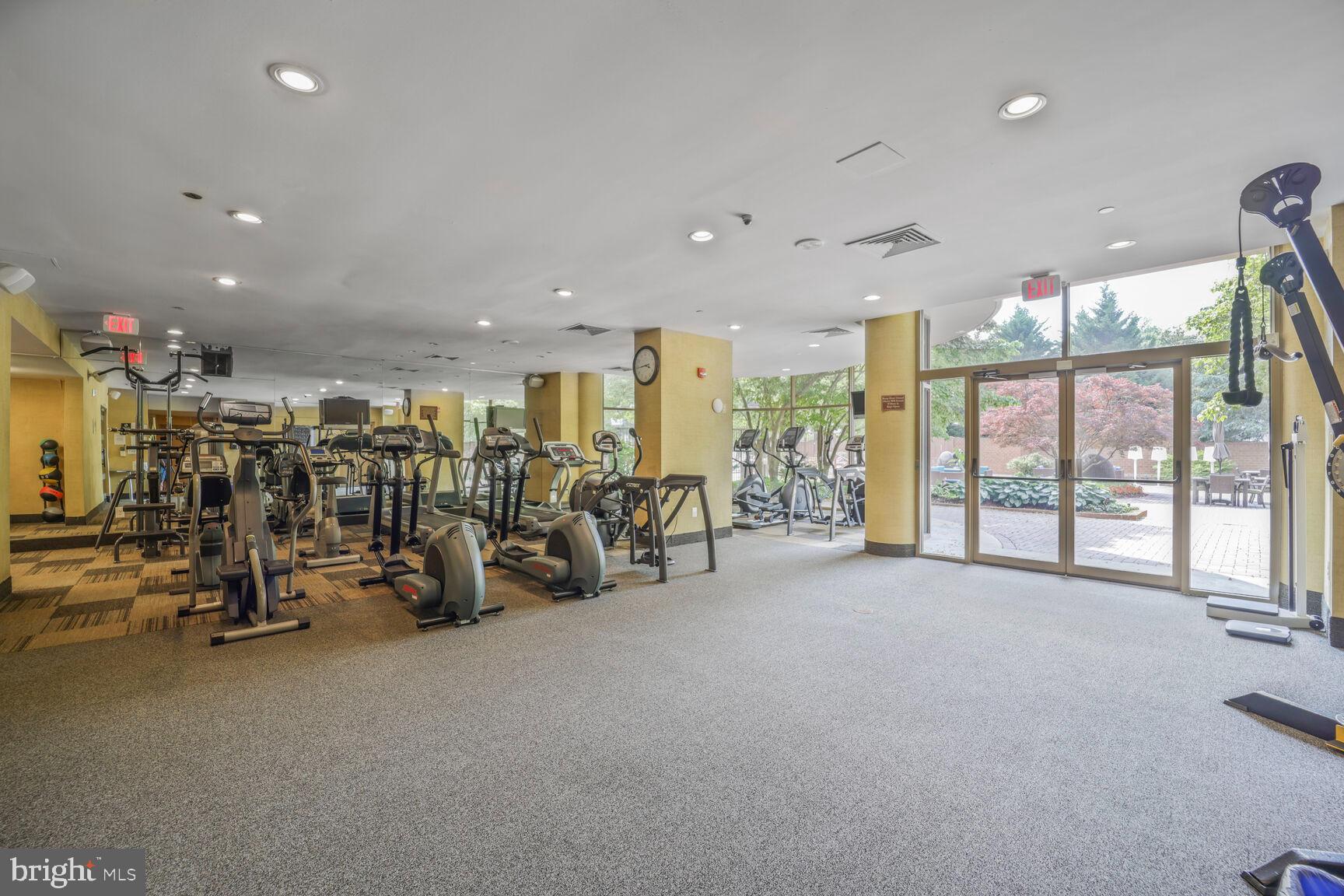10101 GROSVENOR PLACE 2015