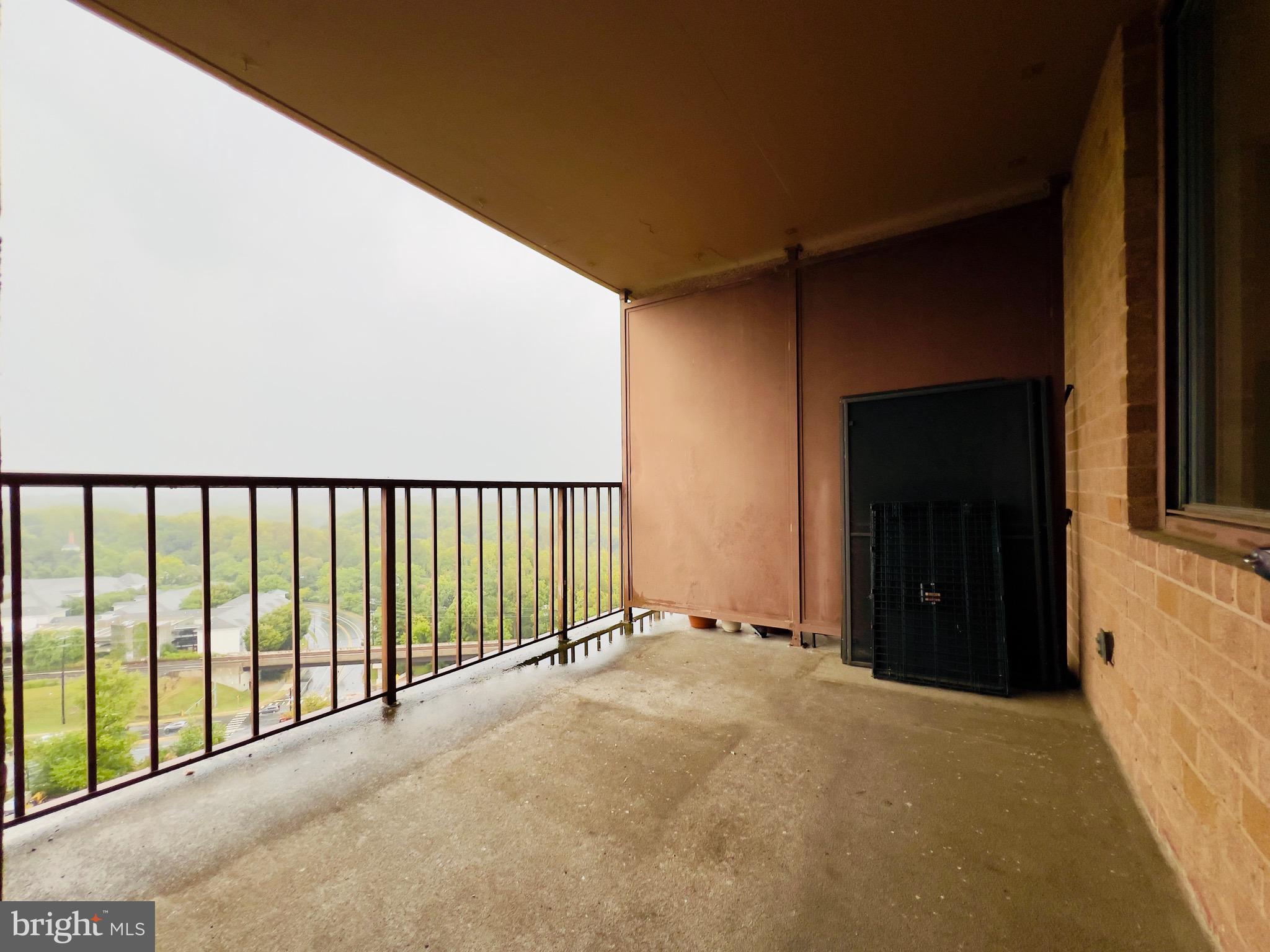 10101 GROSVENOR PLACE 2015