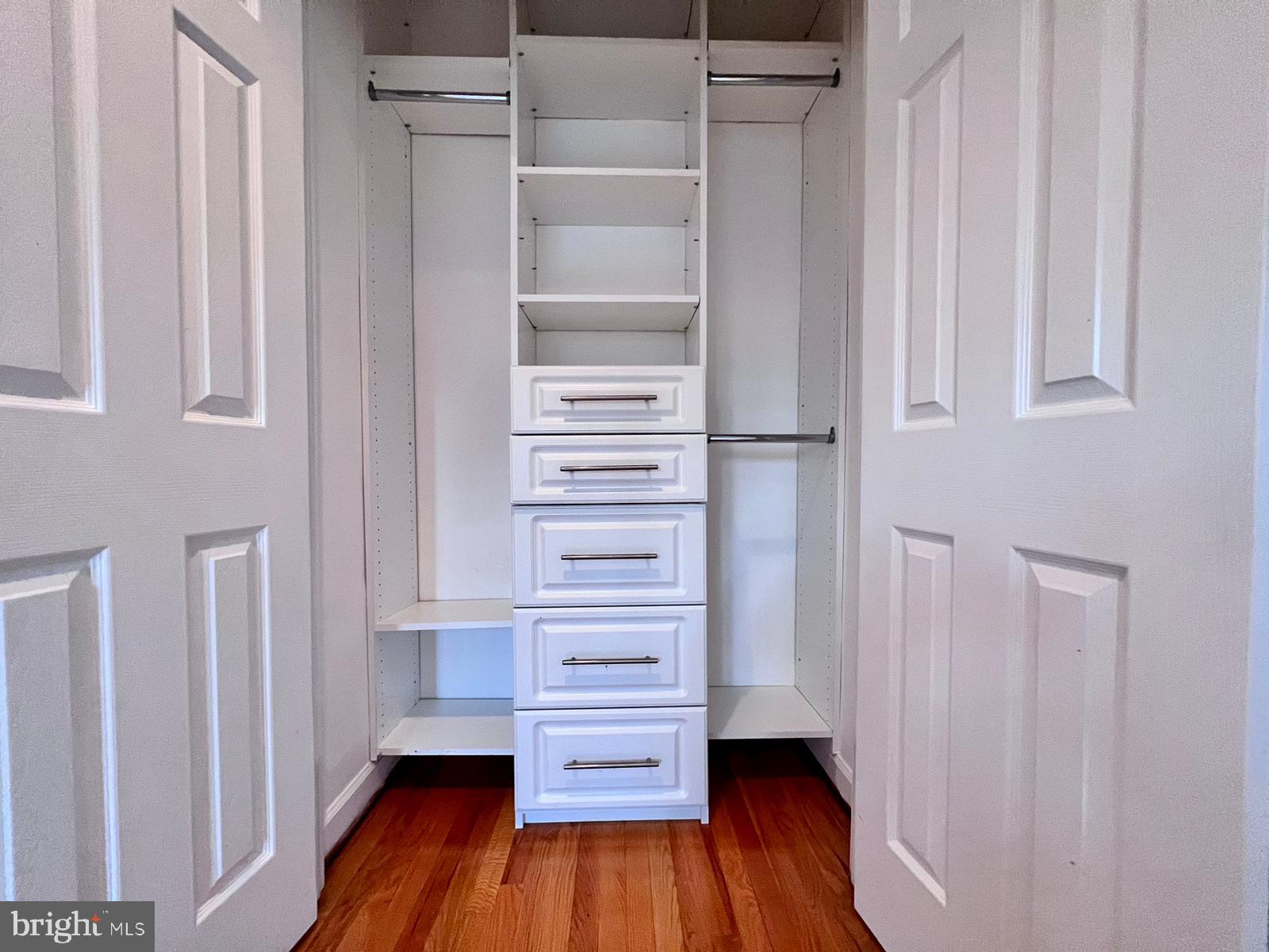 5332 POOKS HILL ROAD 304