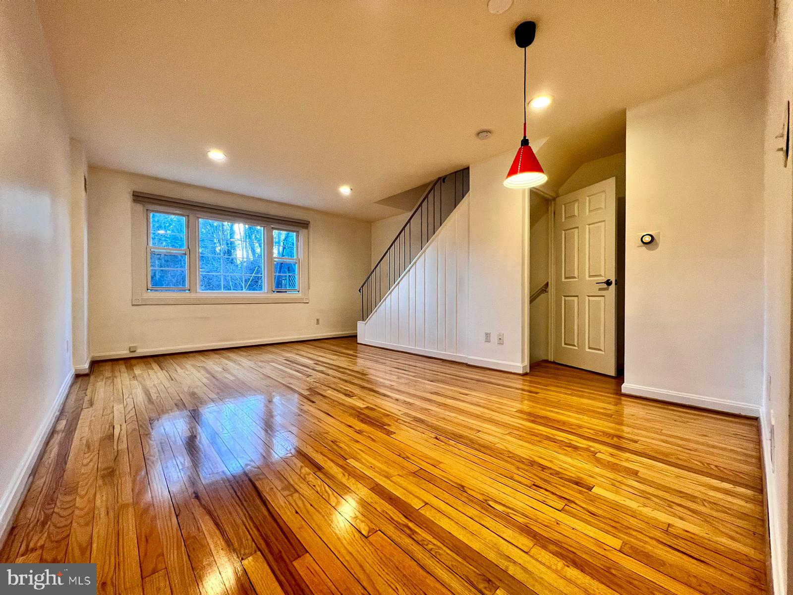 5332 POOKS HILL ROAD 304