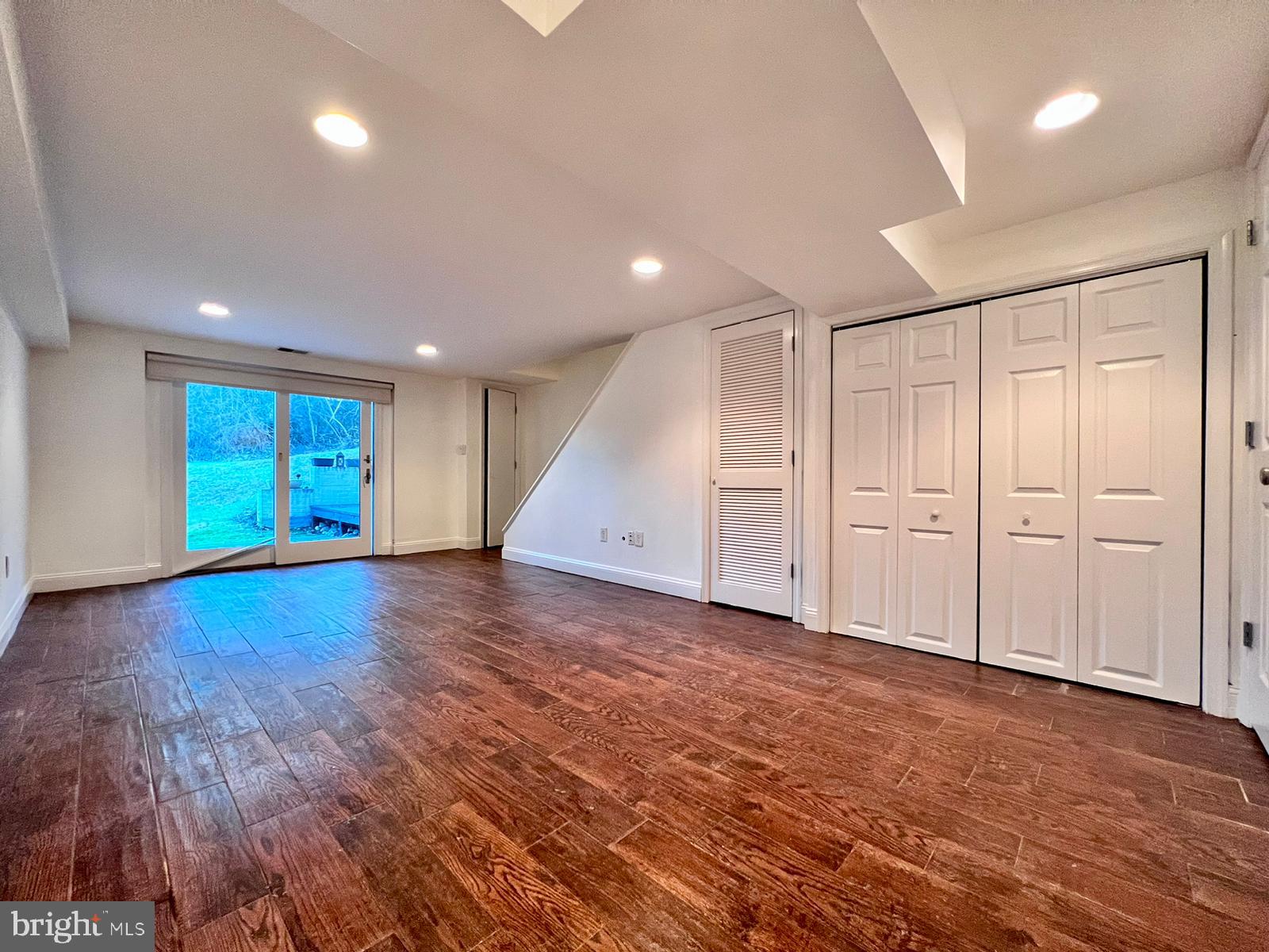 5332 POOKS HILL ROAD 304