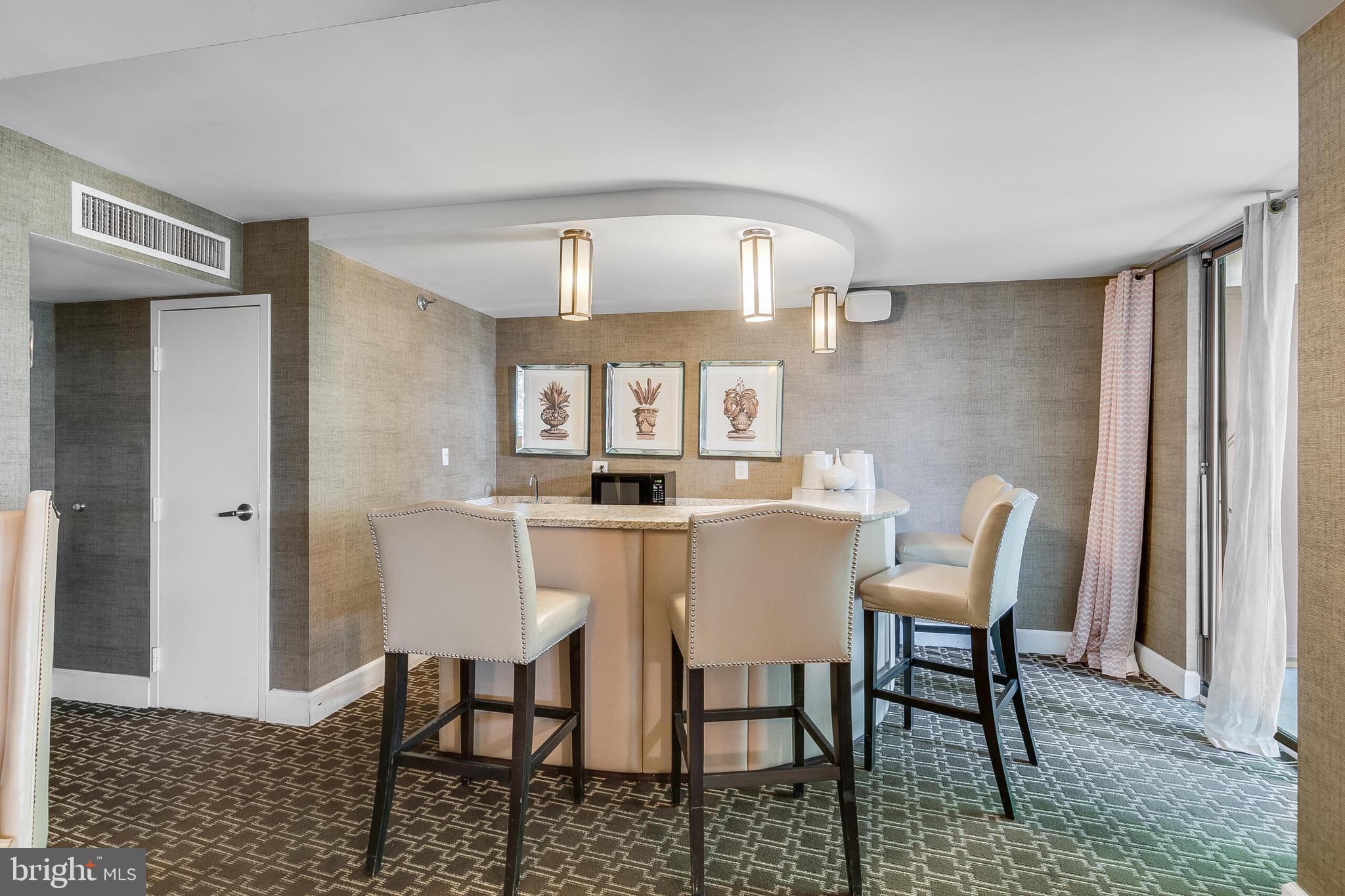 10101 GROSVENOR PLACE 2008