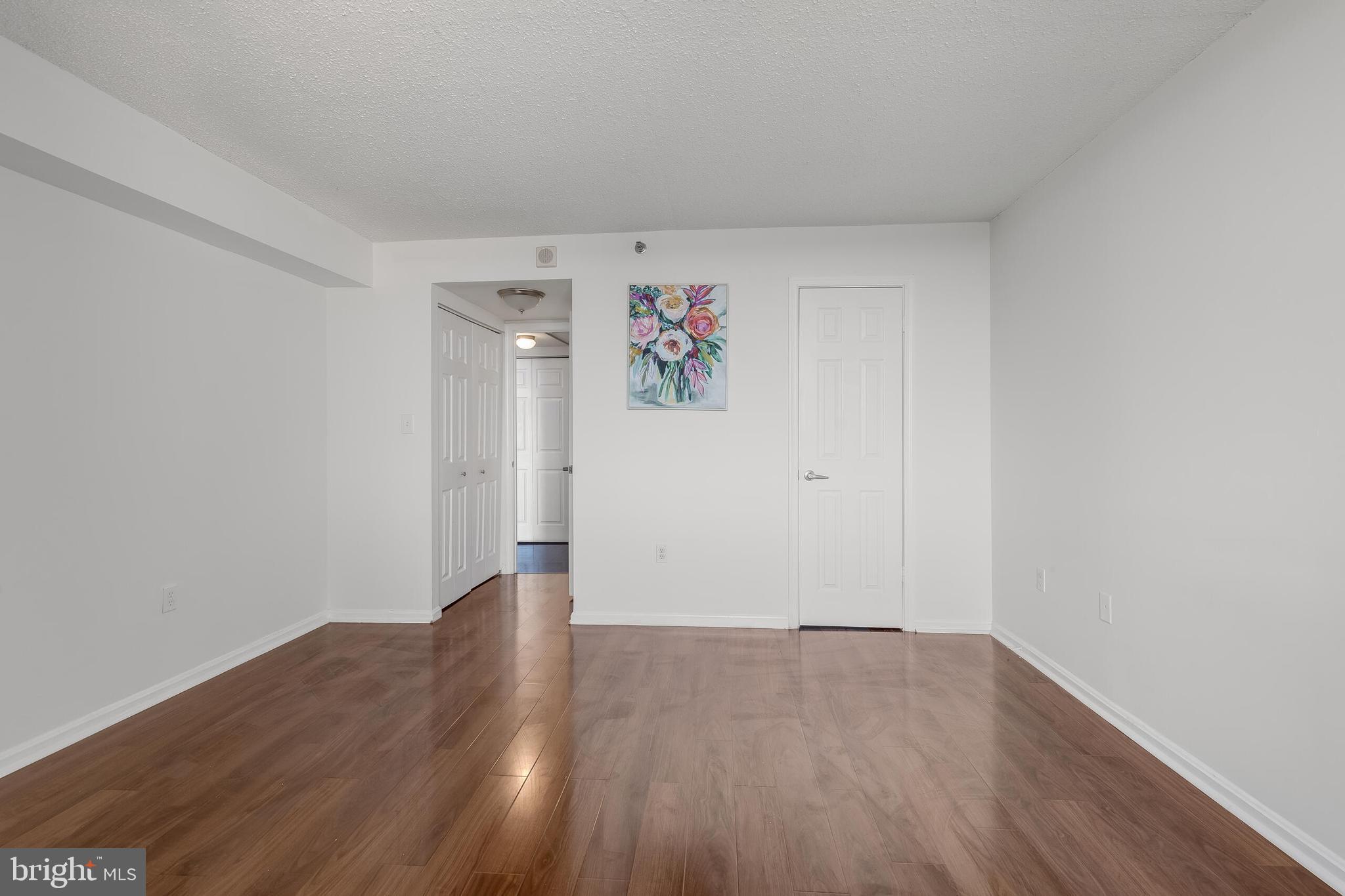 10101 GROSVENOR PLACE 2008