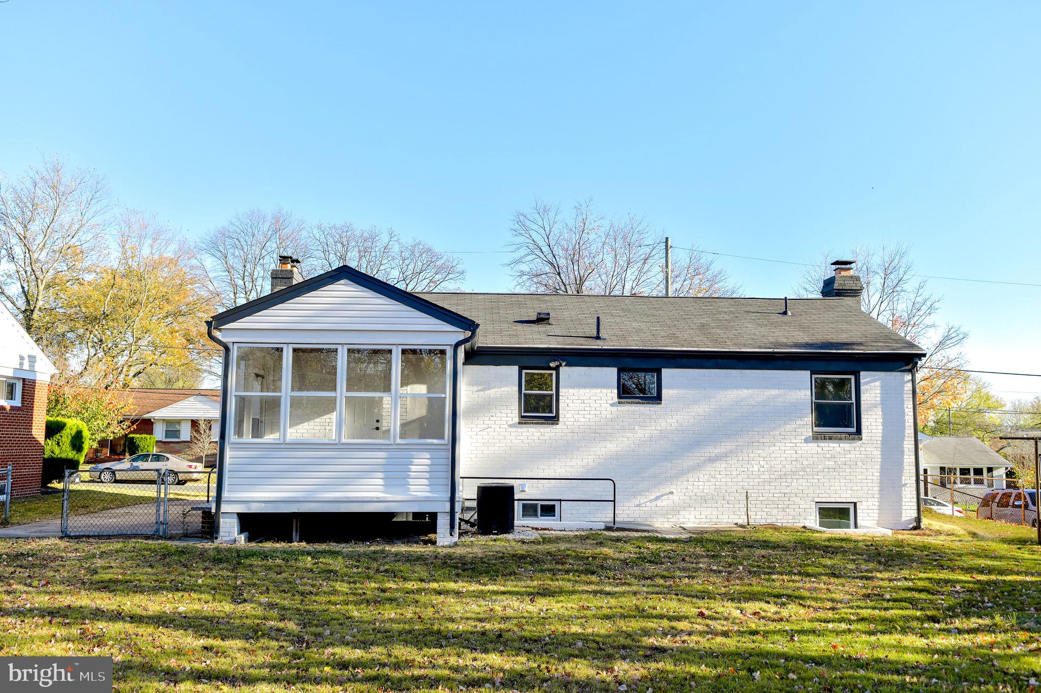 2909 Troy Pl