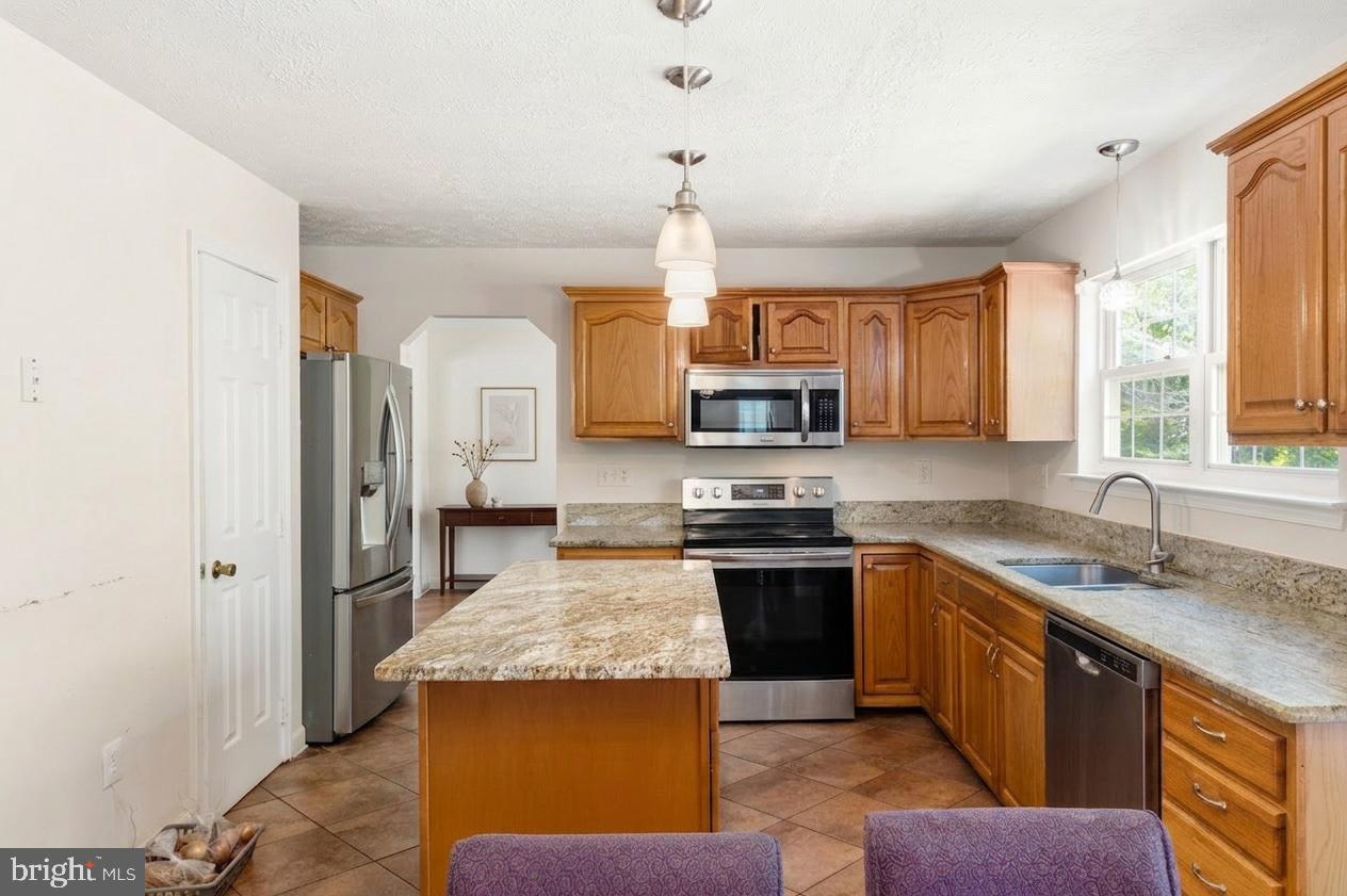 11006 PELICAN DRIVE