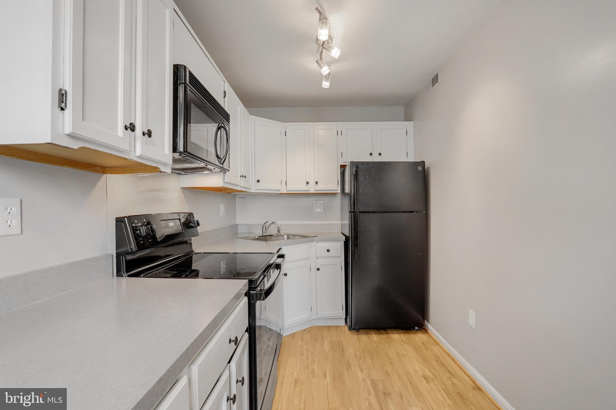 2021 KEY BLVD #12618