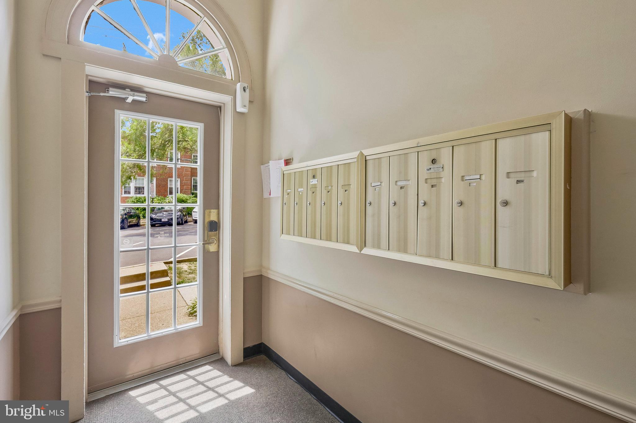 2021 KEY BLVD #12618