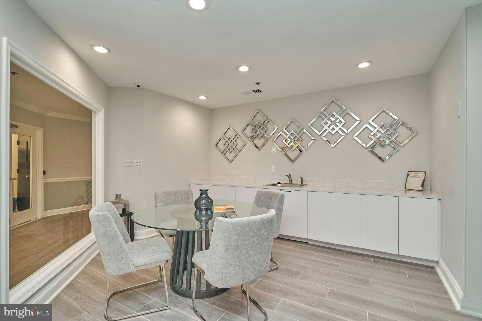 1024 N Utah St #222