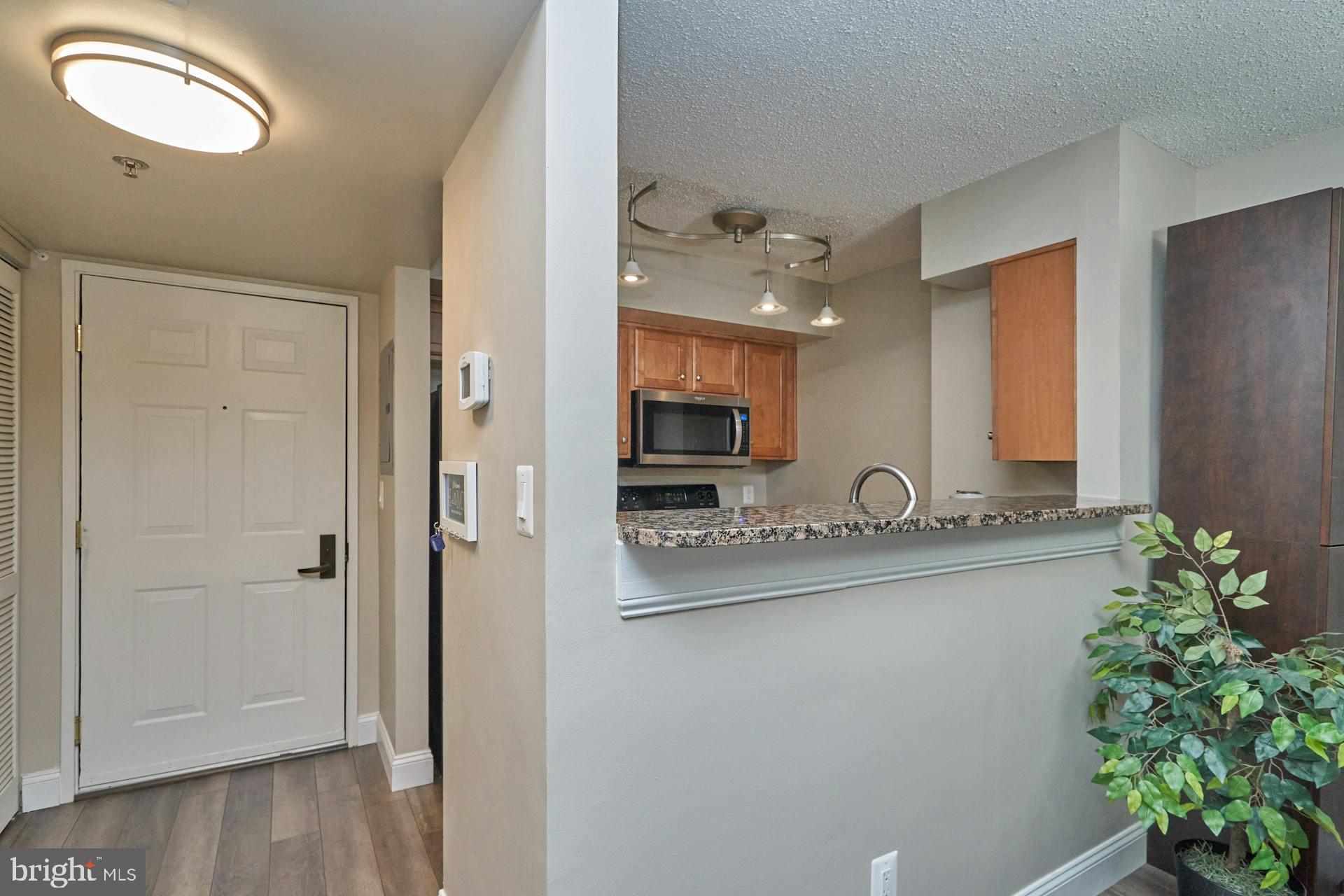 1024 N Utah St #222