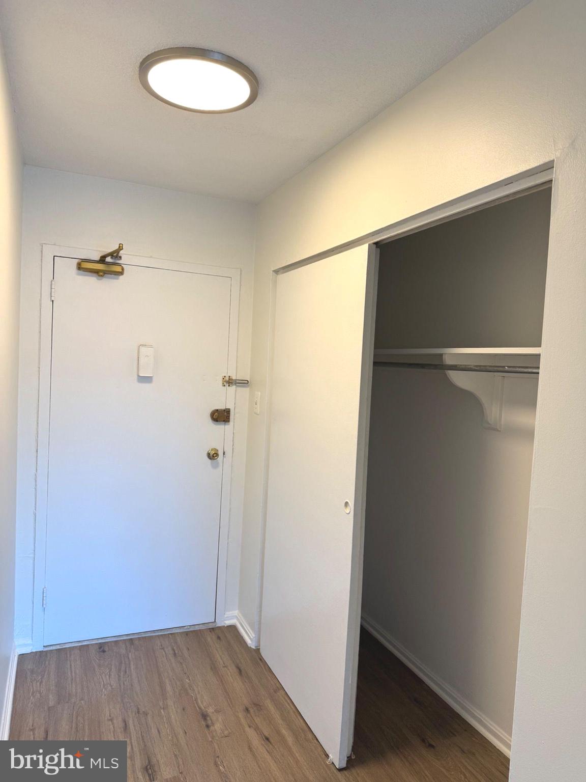 1300 ARMY NAVY DR #427