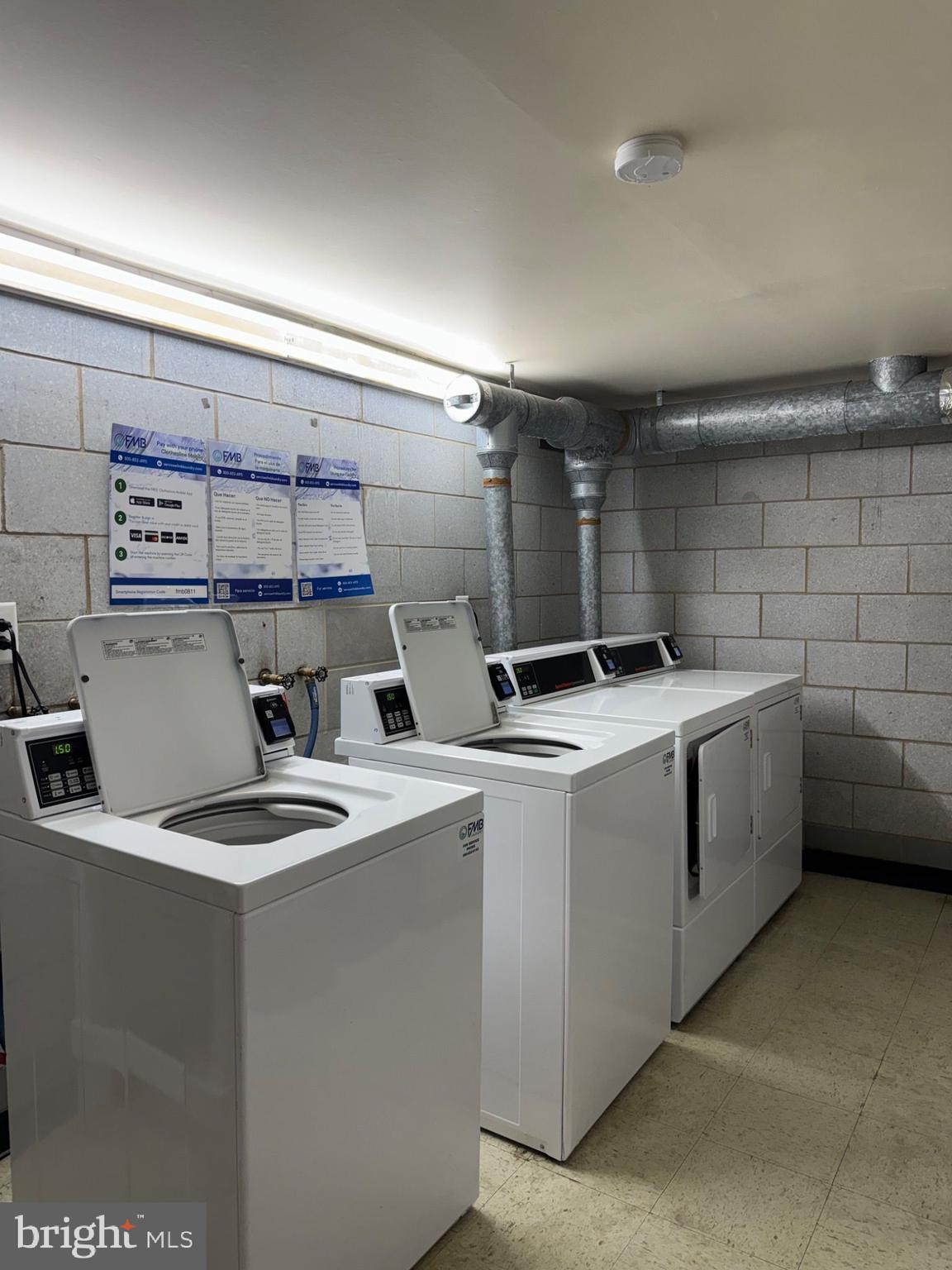 1300 ARMY NAVY DR #427