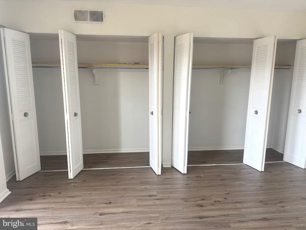 1300 ARMY NAVY DR #427