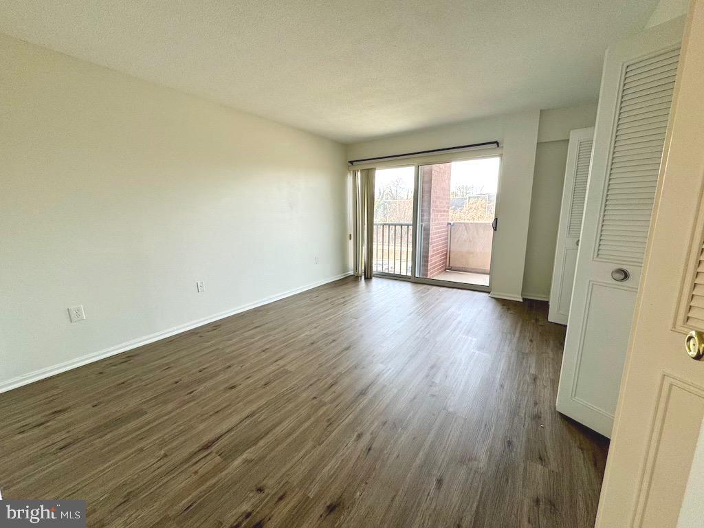 1300 ARMY NAVY DR #427