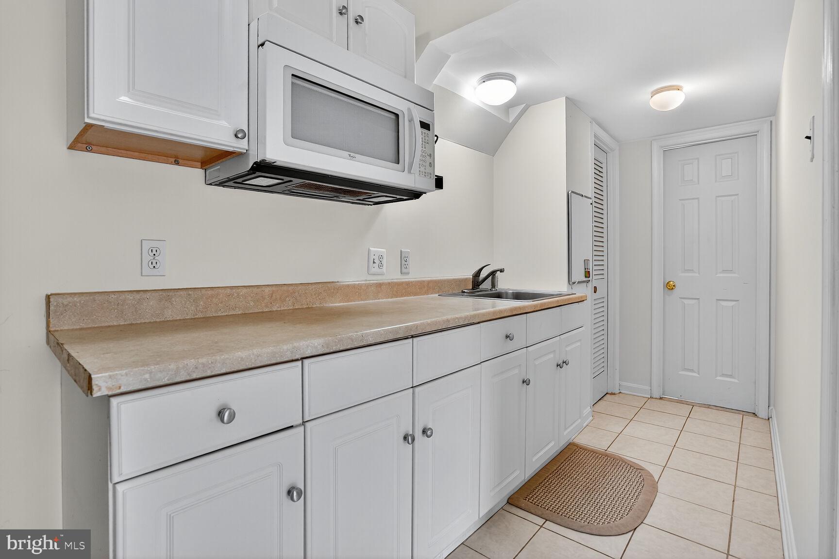 10419 COURTHOUSE DRIVE