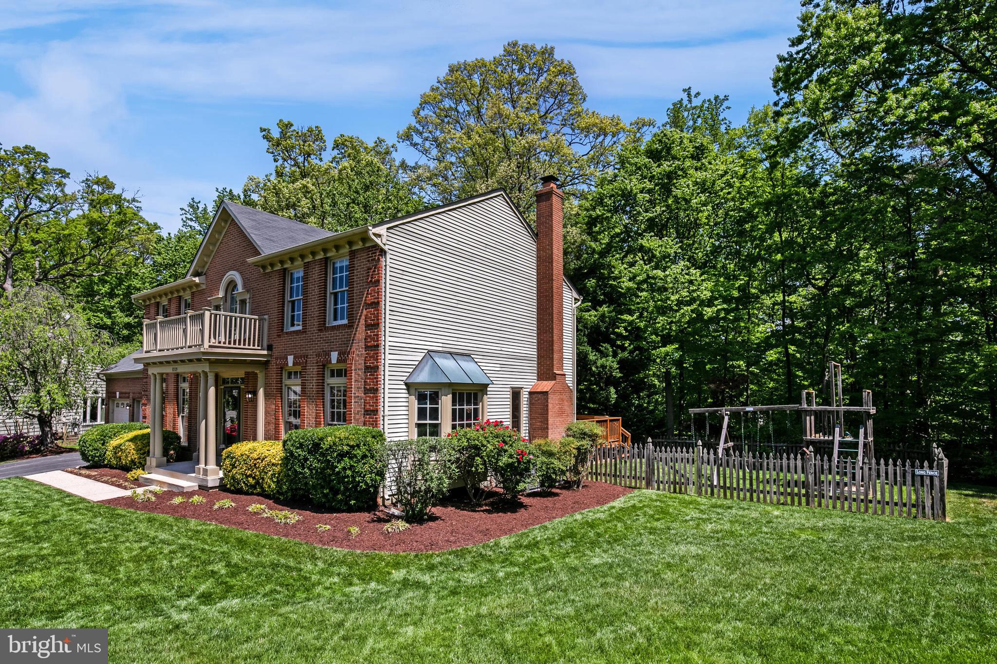 8529 Oak Pointe Way