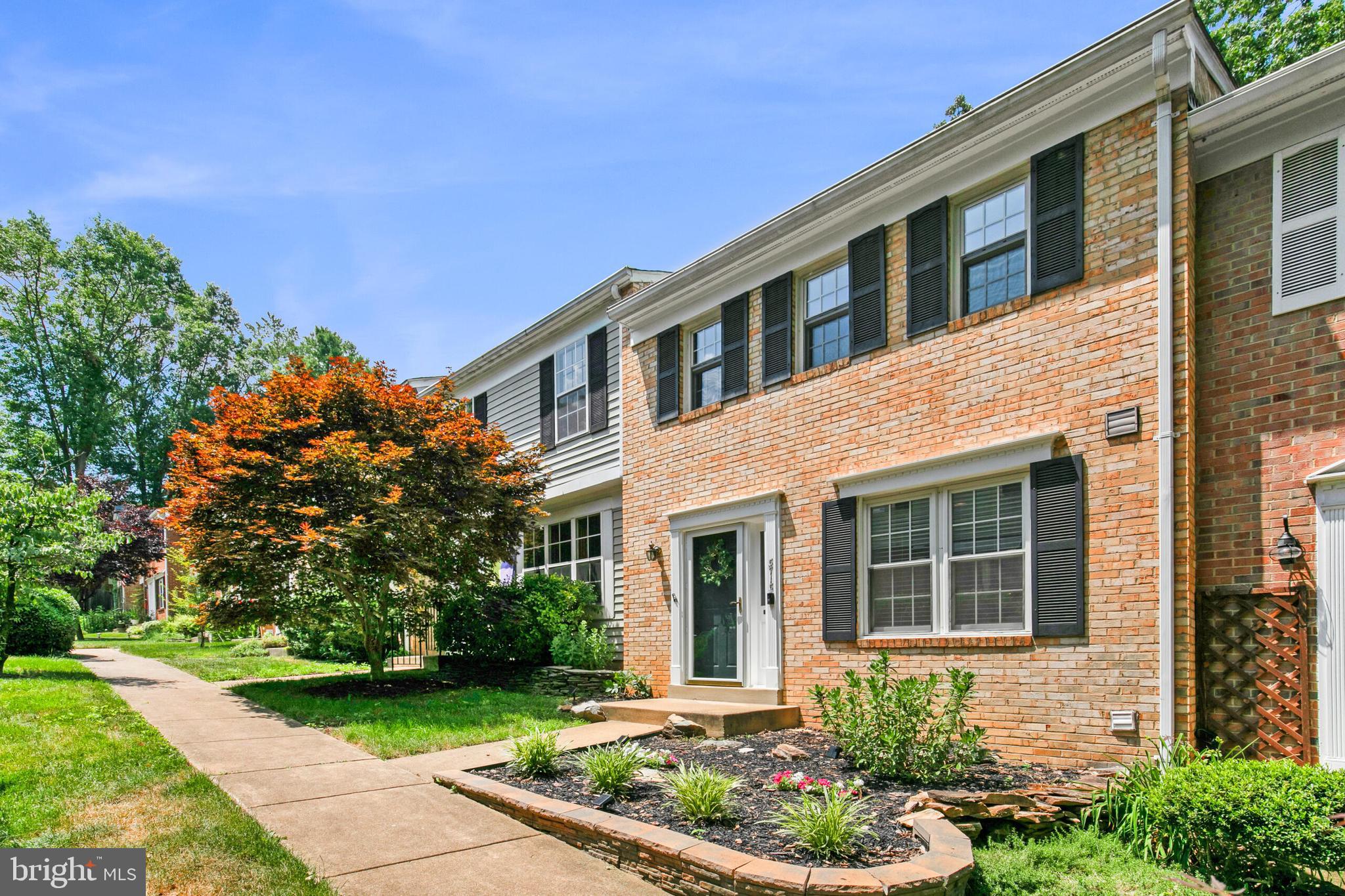 5715 Heritage Hill Ct