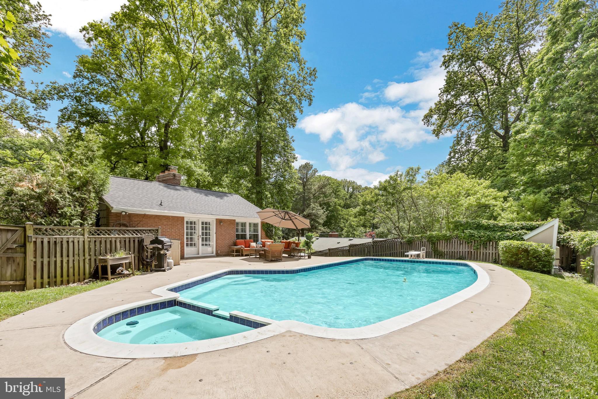 3324 Parkside Ter