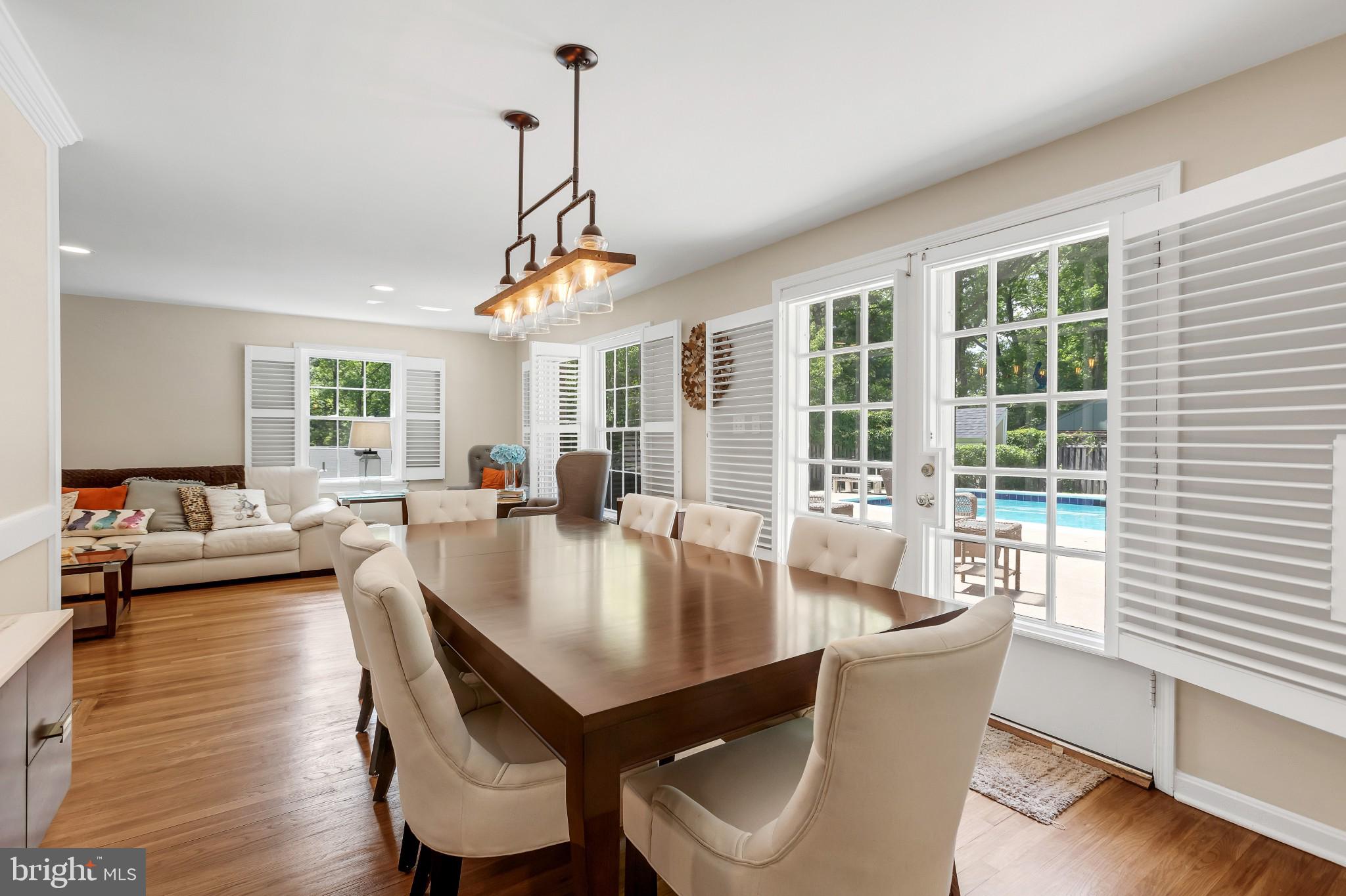3324 Parkside Ter