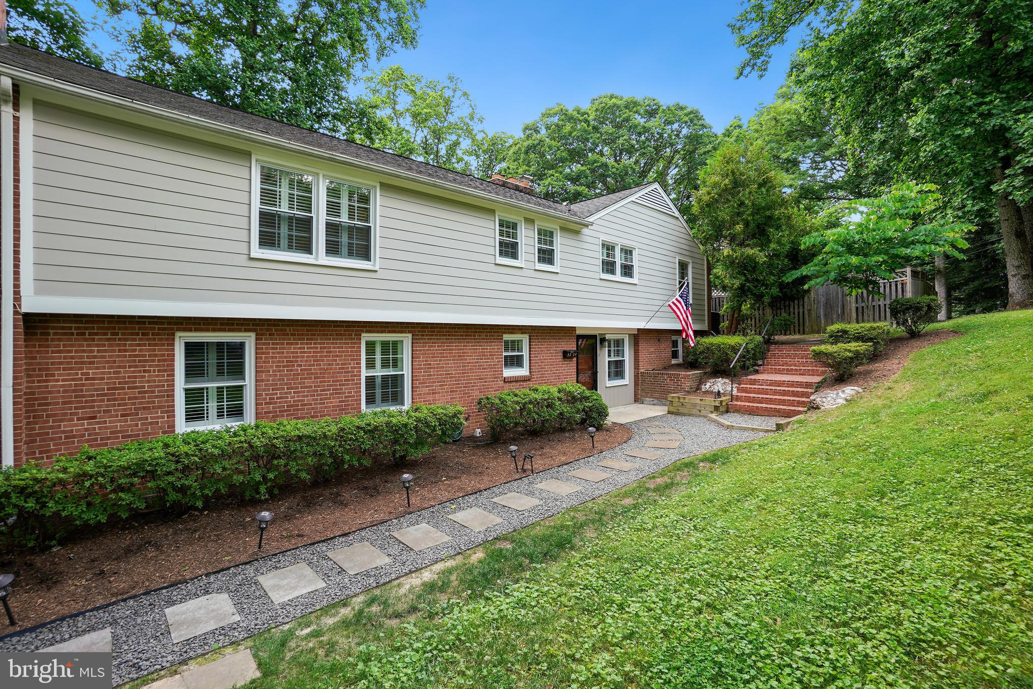 3324 Parkside Ter